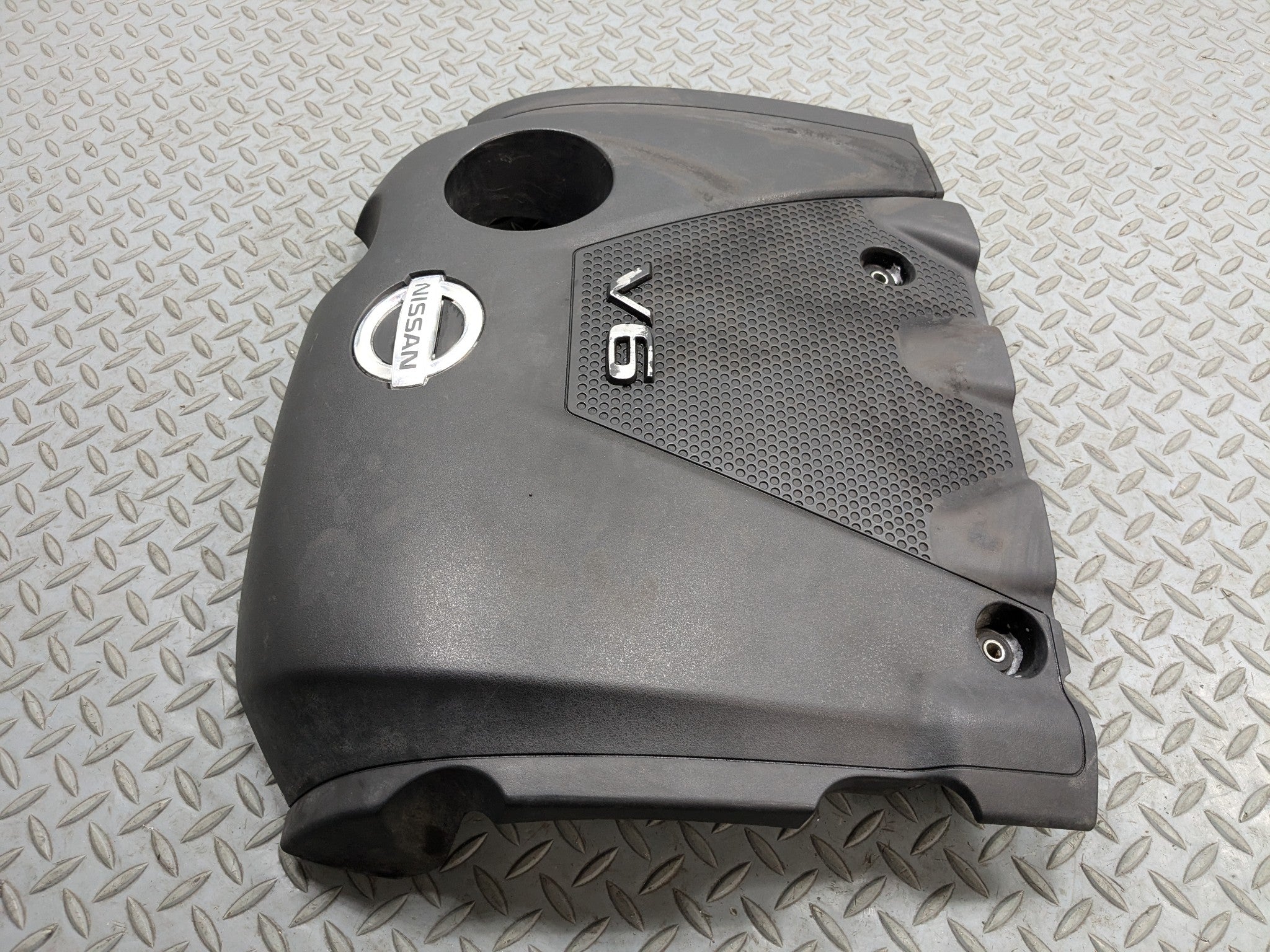 2009 - 2011 OEM NISSAN MAXIMA 3.5L ENGINE COVER APPEARANCE TRIM PANEL ASSEMBLY