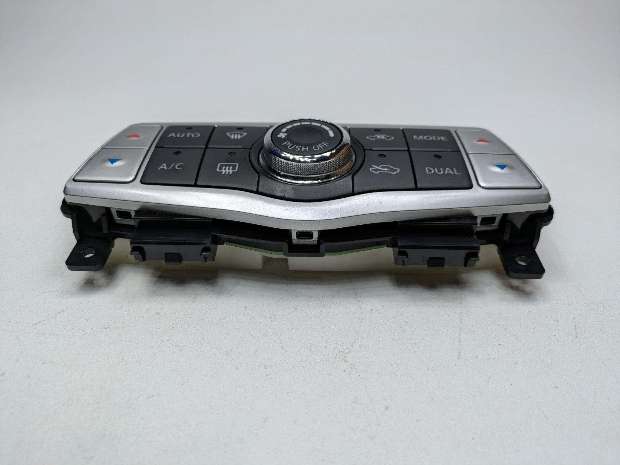 2009 - 2011 OEM NISSAN MAXIMA UNDER MOUNTED AUTOMATIC AC HEATER CONTROL ASSEMBLY