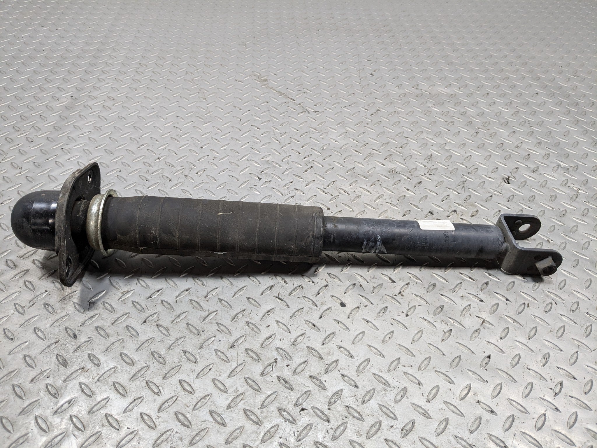 2009 - 2011 OEM NISSAN MAXIMA REAR RIGHT PASSENGER SIDE SHOCK STRUT ABSORBER
