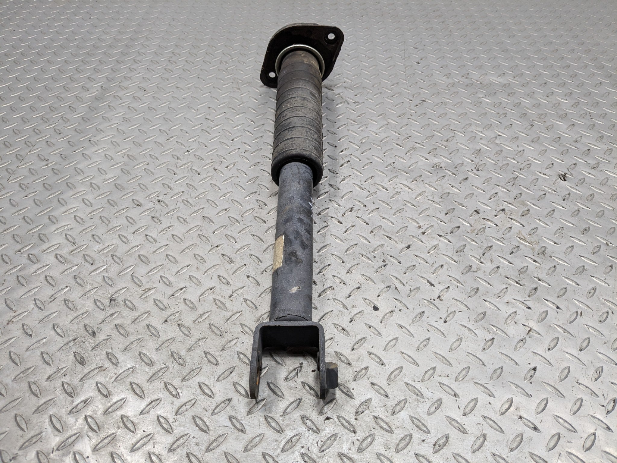 2009 - 2011 OEM NISSAN MAXIMA REAR RIGHT PASSENGER SIDE SHOCK STRUT ABSORBER