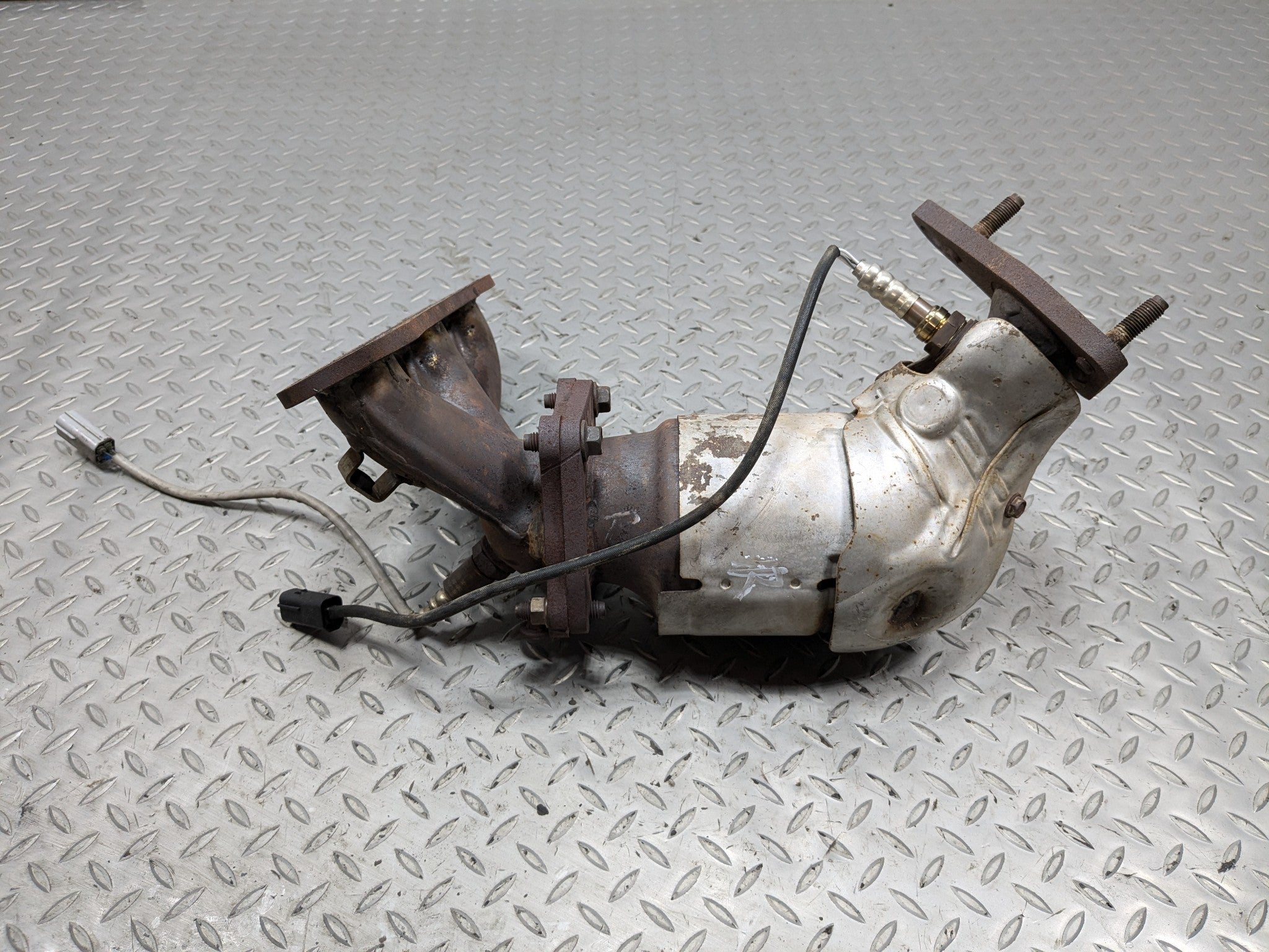 2009 - 2011 OEM NISSAN MAXIMA FRONT LEFT DRIVER SIDE EXHAUST MANIFOLD DOWNPIPE