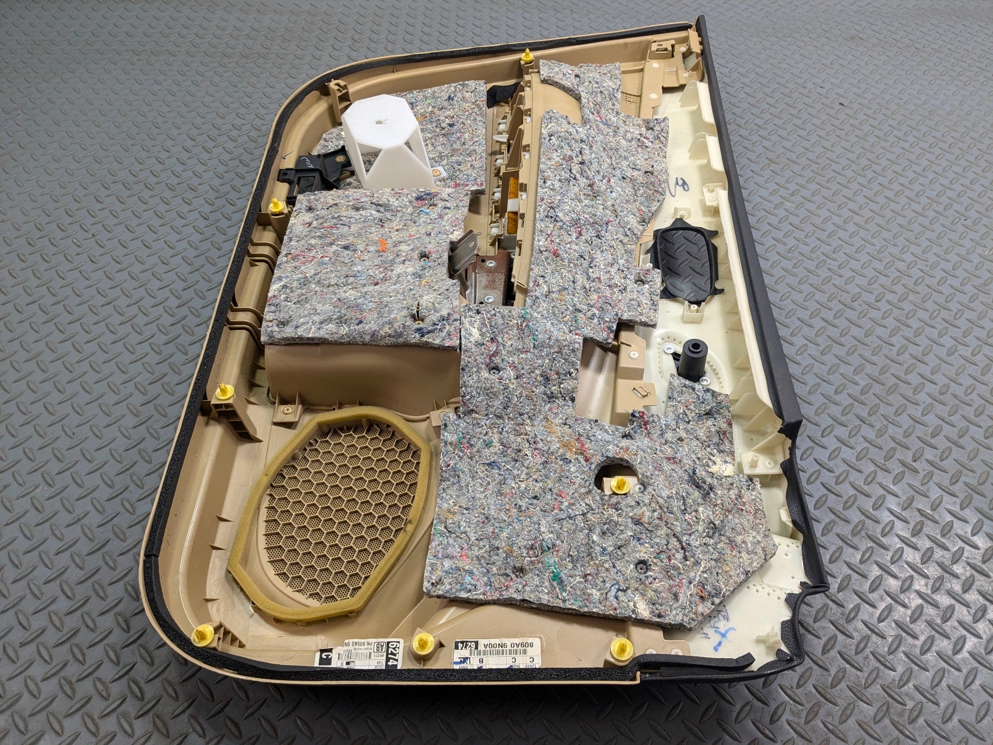 09 - 11 OEM NISSAN MAXIMA FRONT RIGHT PASSENGER SIDE INTERIOR DOOR TRIM PANEL