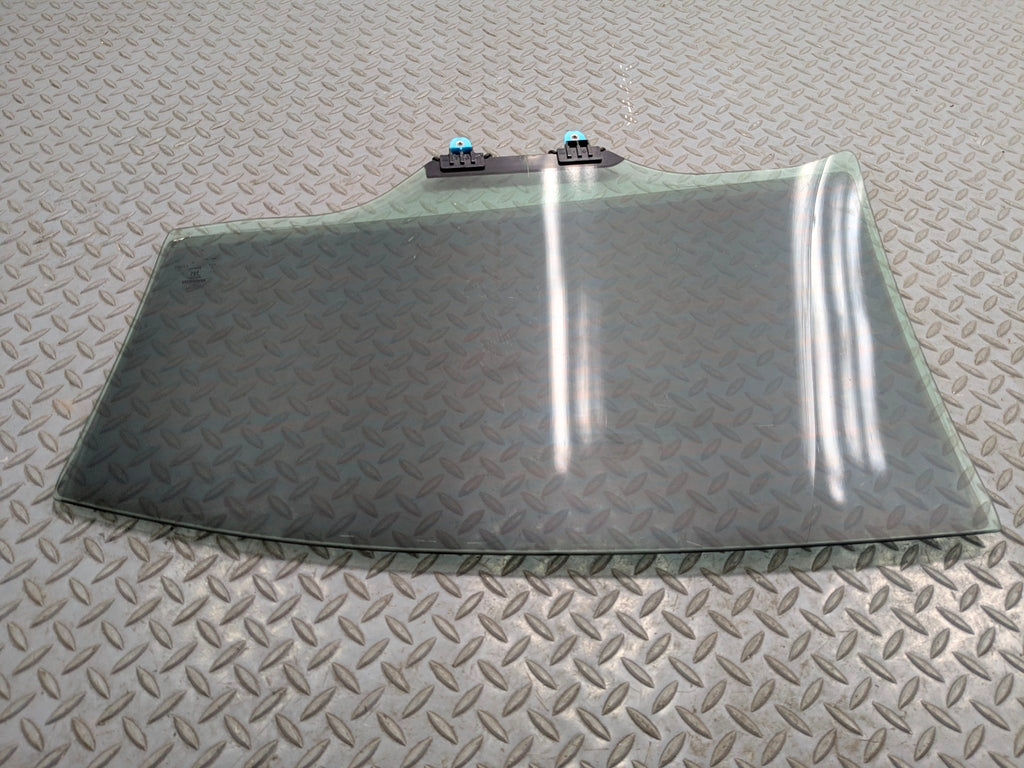 2009 - 2011 OEM NISSAN MAXIMA REAR RIGHT PASSENGER SIDE DOOR WINDOW GLASS