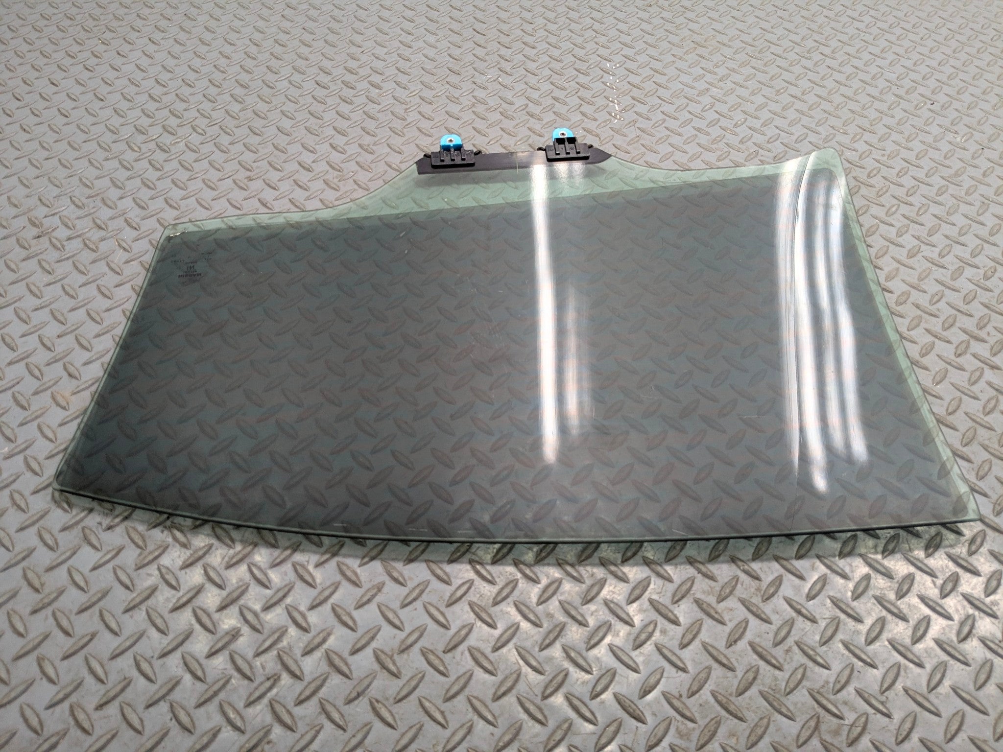 2009 - 2011 OEM NISSAN MAXIMA REAR RIGHT PASSENGER SIDE DOOR WINDOW GLASS