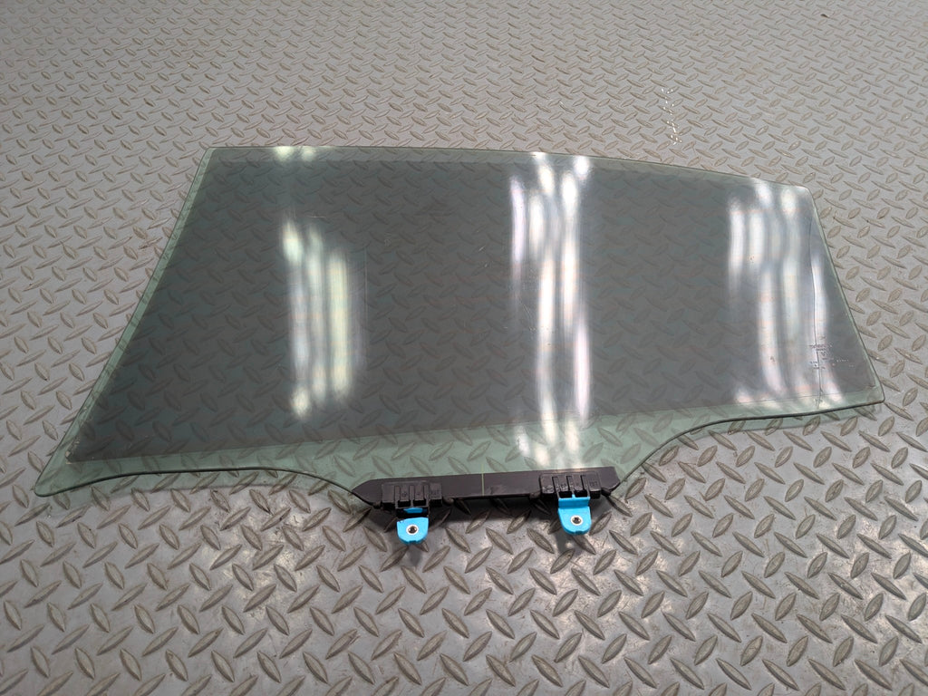 2009 - 2011 OEM NISSAN MAXIMA REAR RIGHT PASSENGER SIDE DOOR WINDOW GLASS