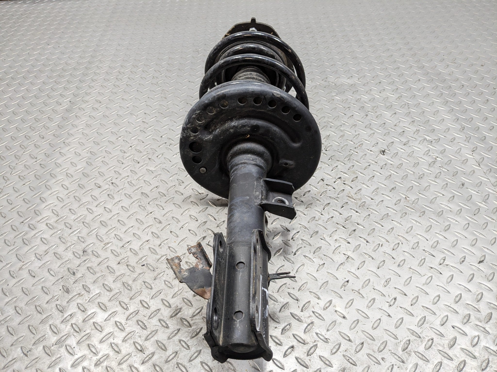 2009 - 2011 OEM NISSAN MAXIMA FRONT LEFT DRIVER SIDE STRUT SHOCK SPRING ABSORBER