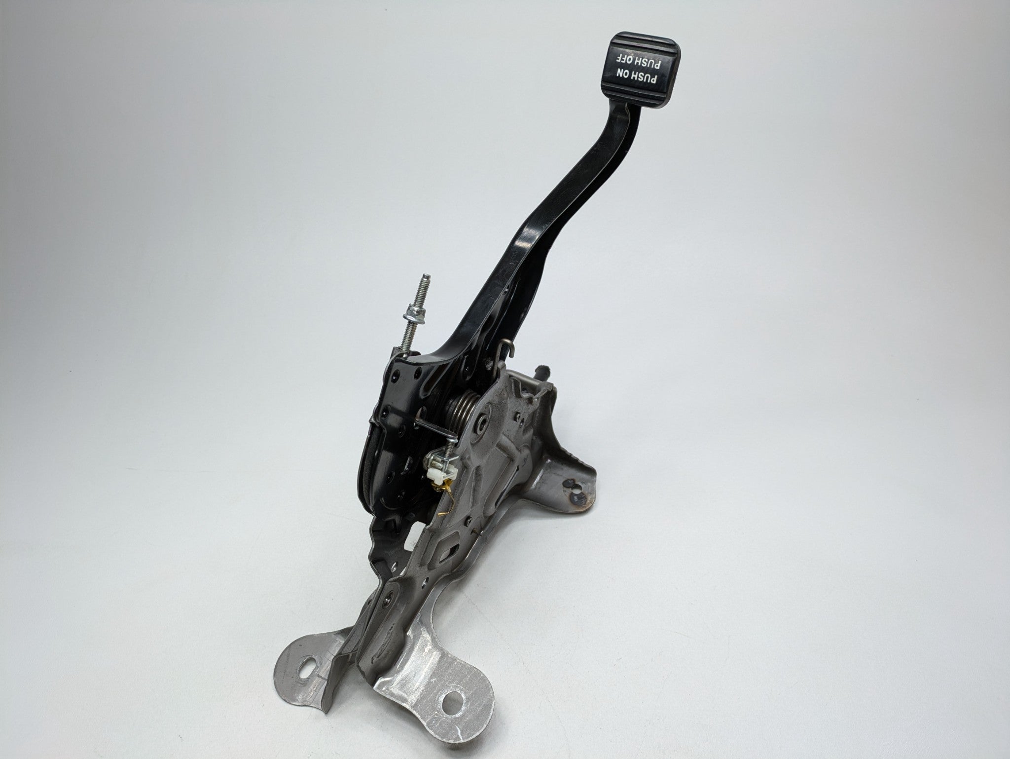 2009 - 2011 OEM NISSAN MAXIMA EMERGENCY BRAKE STOP FOOT PEDAL WITH BRACKET