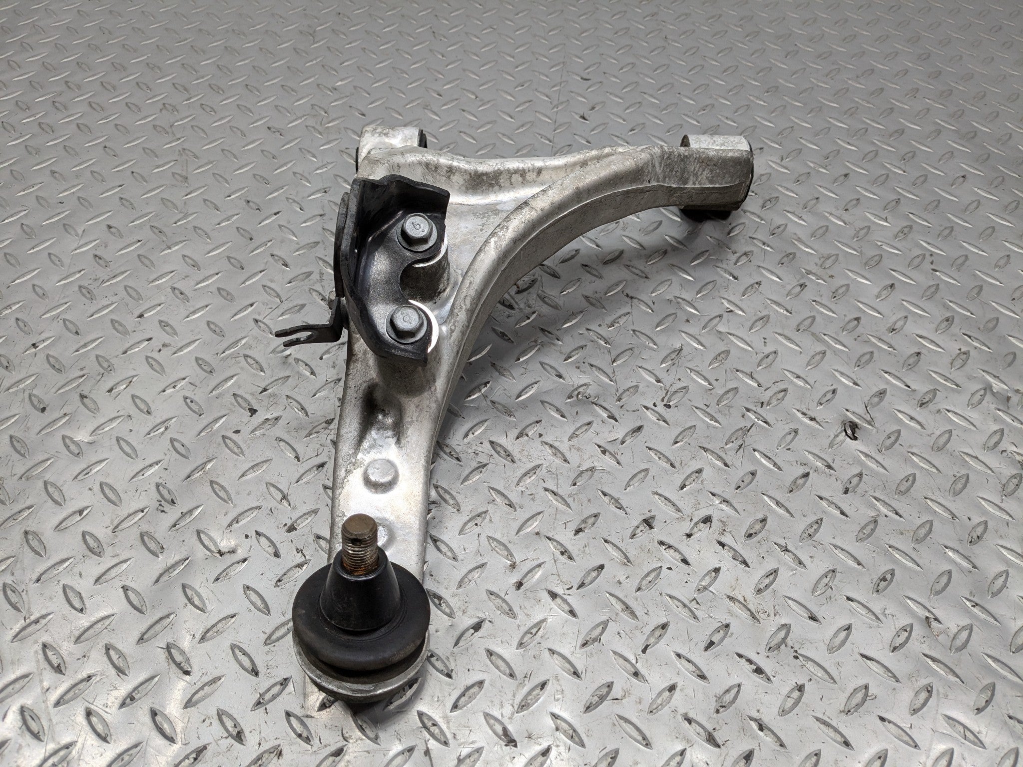 09 - 11 OEM NISSAN MAXIMA REAR RIGHT PASSENGER SIDE SUSPENSION UPPER CONTROL ARM