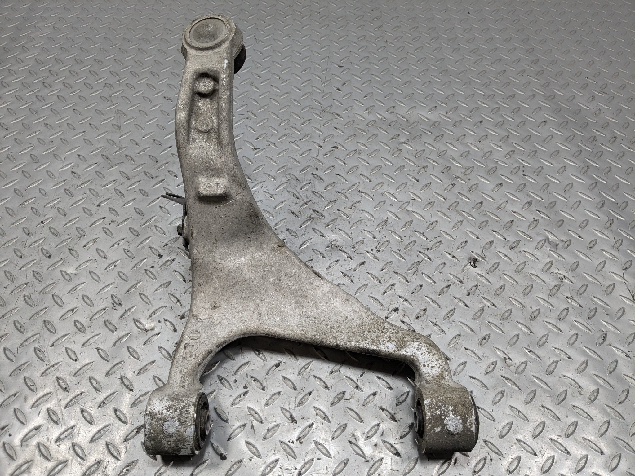 09 - 11 OEM NISSAN MAXIMA REAR RIGHT PASSENGER SIDE SUSPENSION UPPER CONTROL ARM