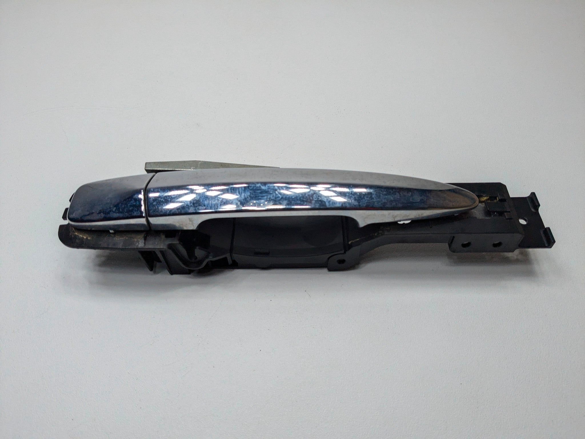 2009 - 2011 OEM NISSAN MAXIMA REAR RIGHT PASSENGER SIDE EXTERIOR DOOR HANDLE