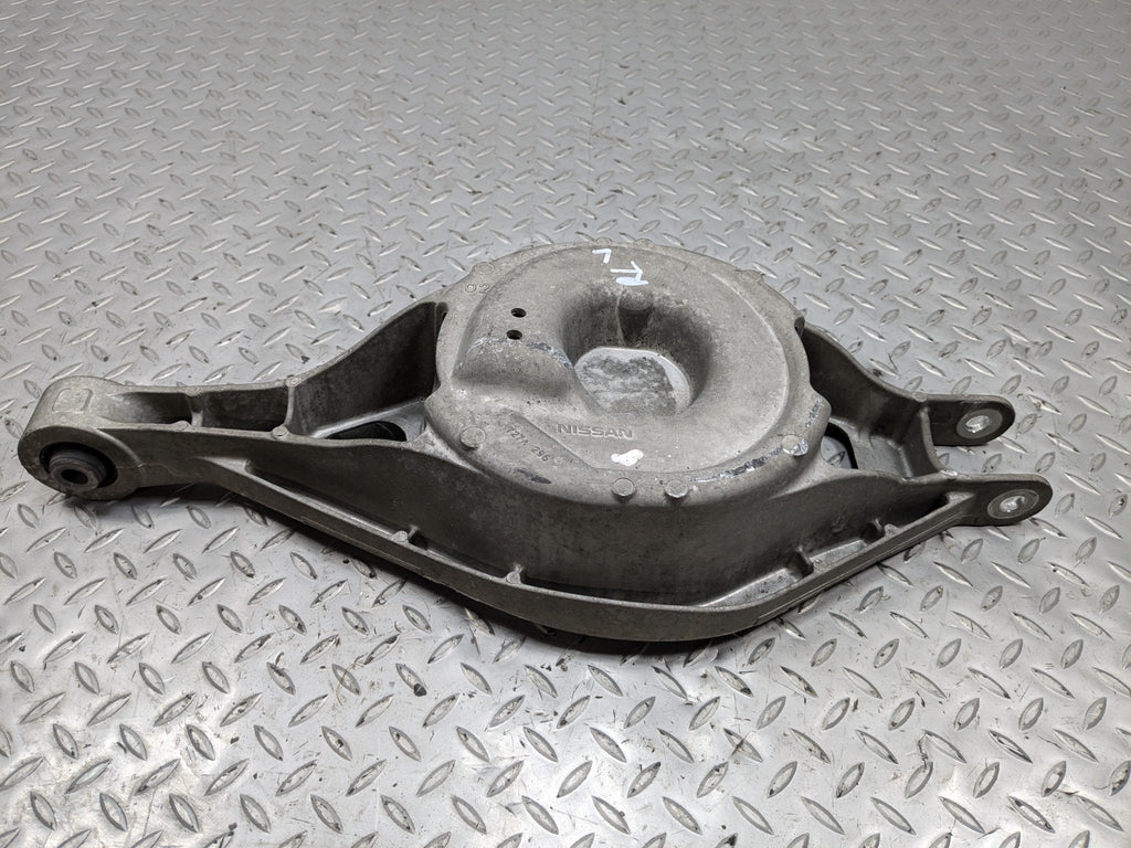 09 - 11 OEM NISSAN MAXIMA REAR LEFT SIDE LOWER CONTROL ARM SPRING SUPPORT FITS