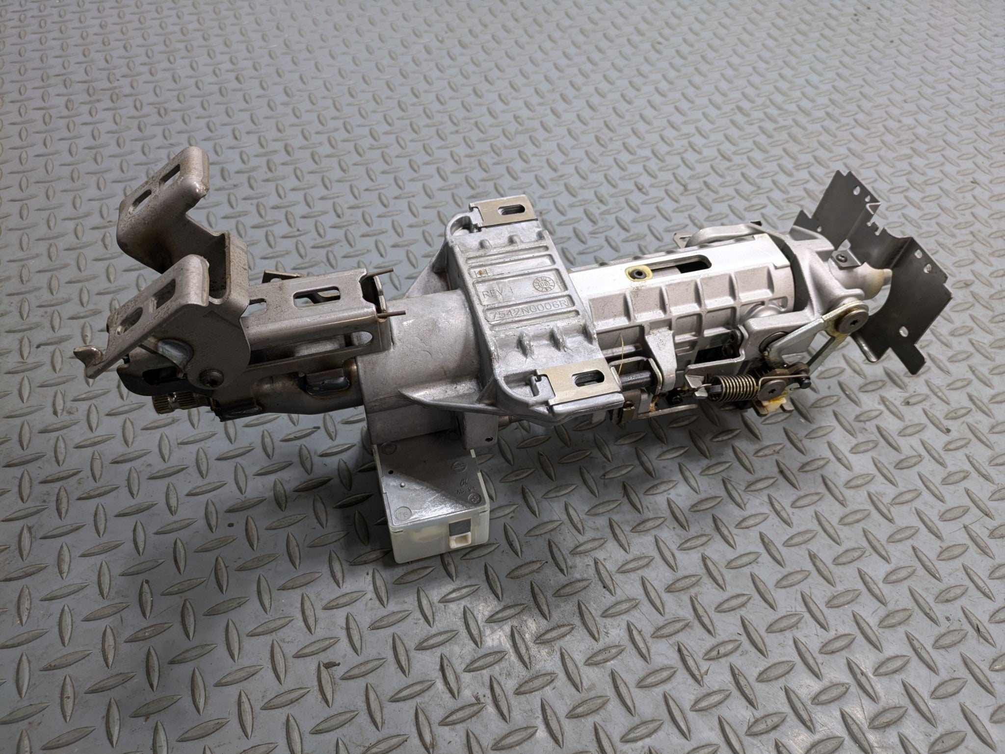 2009 - 2011 OEM NISSAN MAXIMA POWER ADJUSTMENT STEERING COLUMN ASSEMBLY
