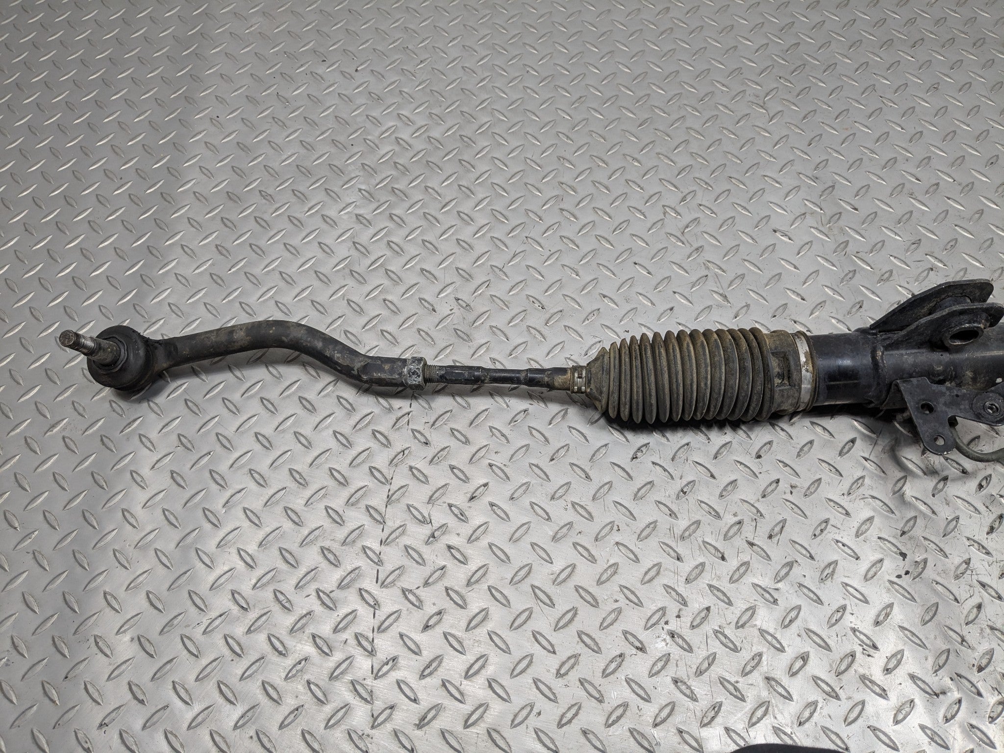 2009 - 2011 OEM NISSAN MAXIMA POWER STEERING GEAR RACK AND PINION ASSEMBLY