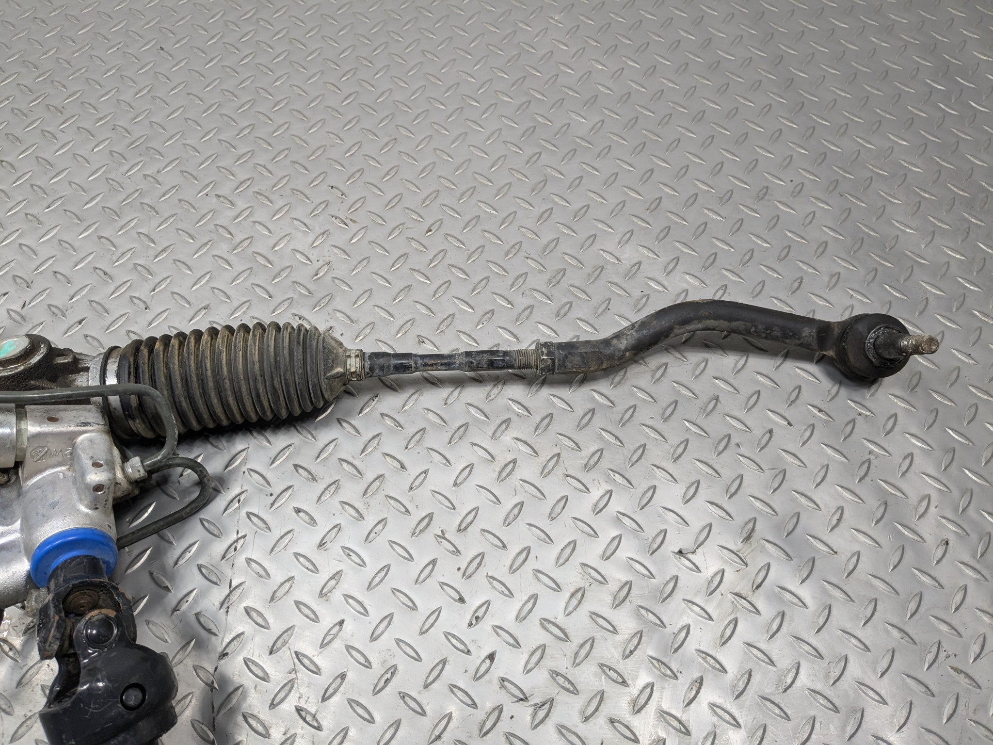 2009 - 2011 OEM NISSAN MAXIMA POWER STEERING GEAR RACK AND PINION ASSEMBLY