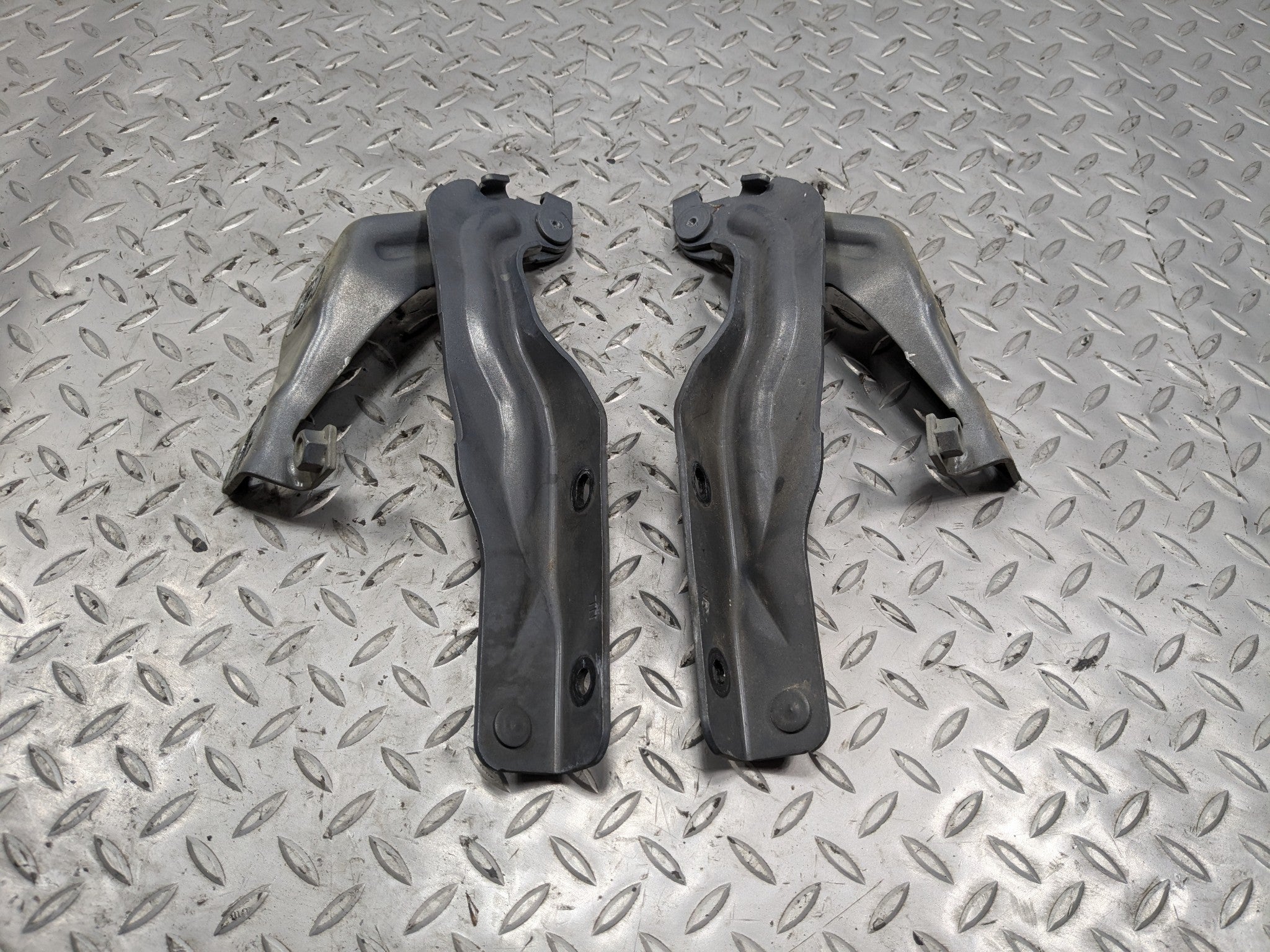 2009 - 2011 OEM NISSAN MAXIMA FRONT LEFT AND RIGHT SIDE HOOD HINGE SUPPORT SET
