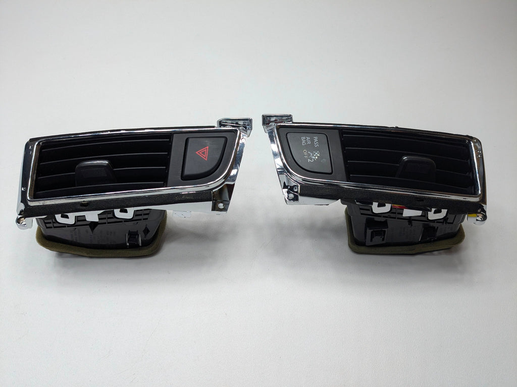 09 - 11 OEM NISSAN MAXIMA FRONT CENTER DASHBOARD AIR CONDITIONING HEATER VENTS