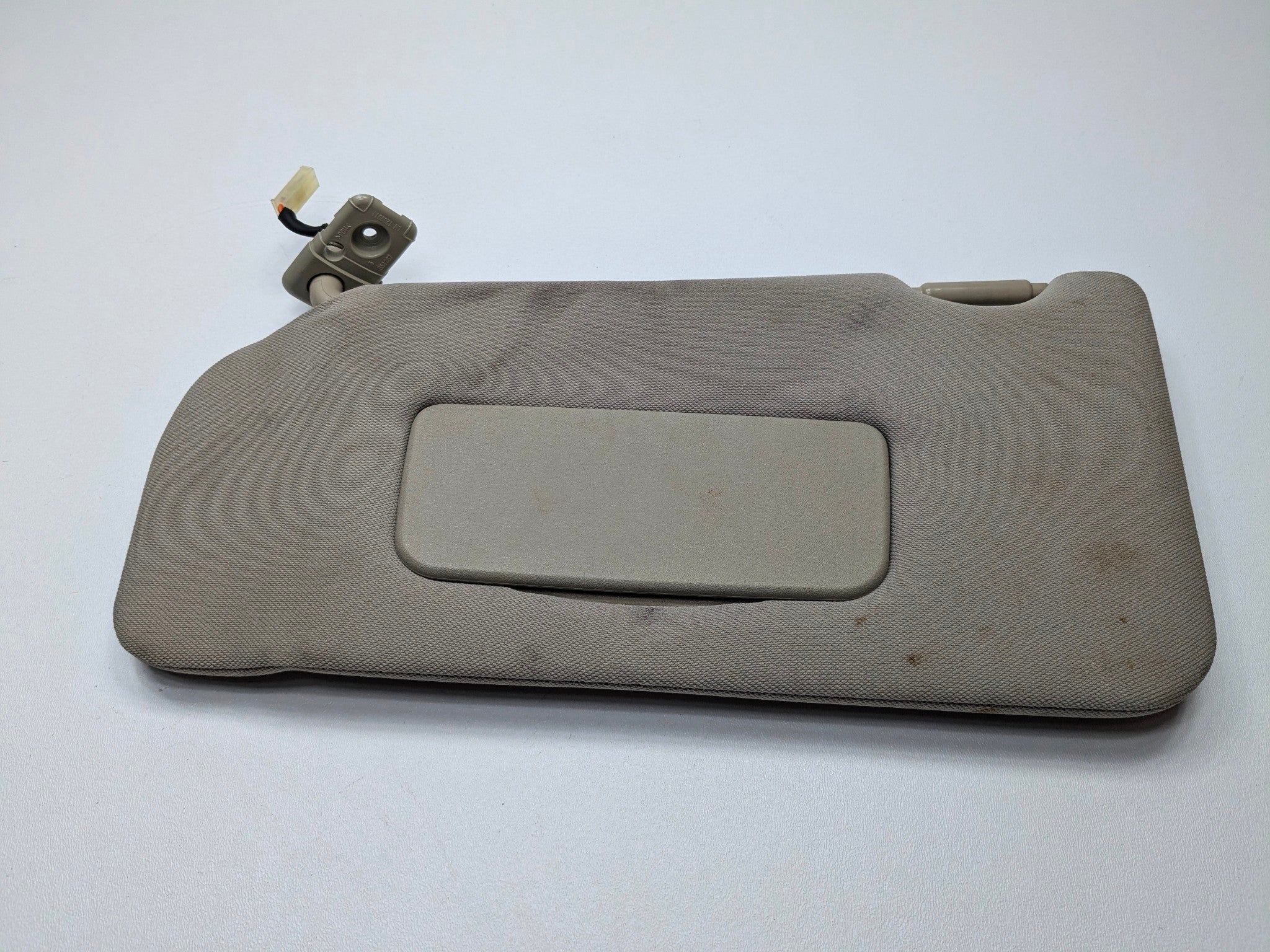 2009 - 2011 OEM NISSAN MAXIMA FRONT LEFT SIDE ILLUMINATED UPPER ROOF SUN VISOR