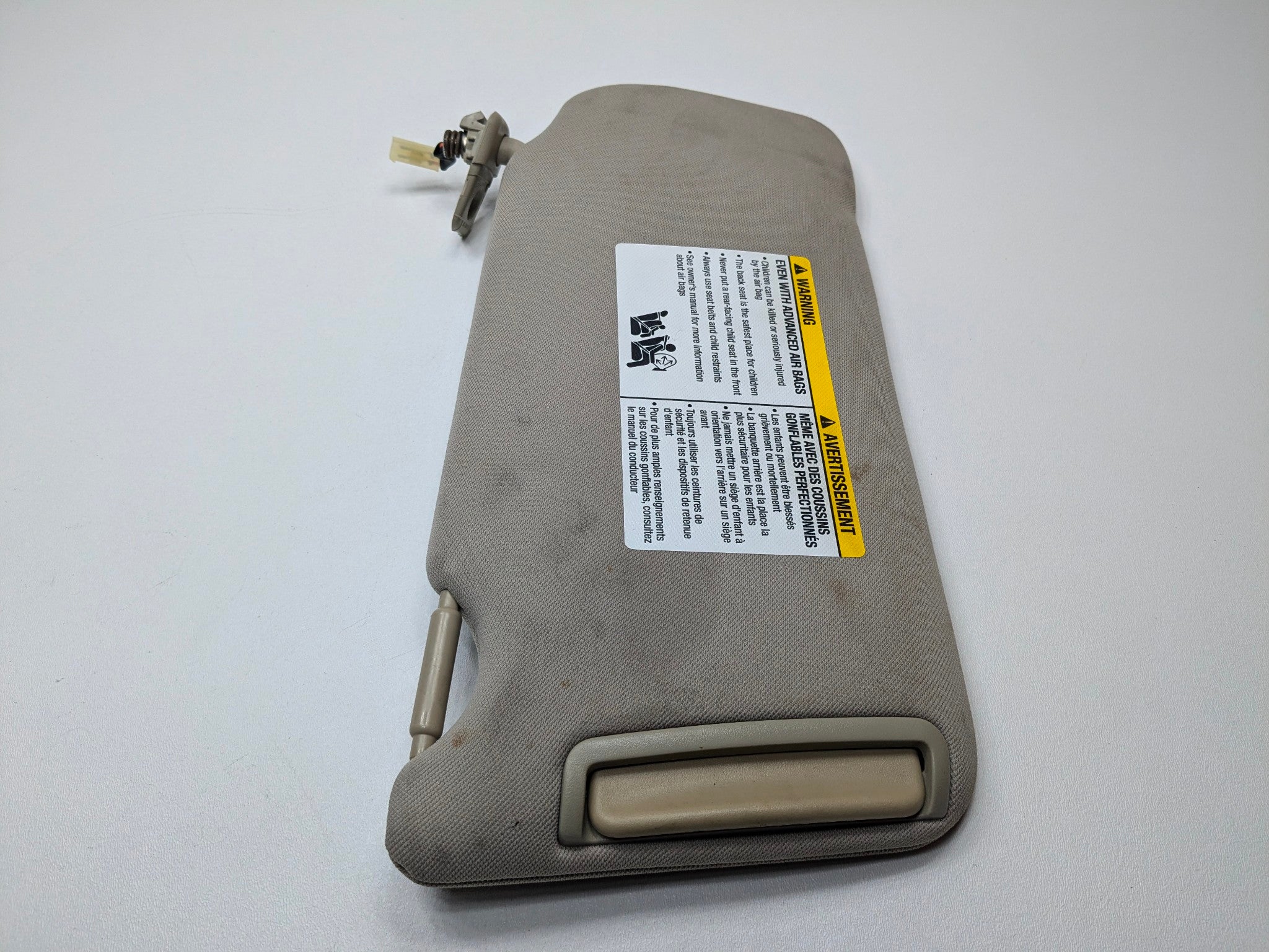2009 - 2011 OEM NISSAN MAXIMA FRONT LEFT SIDE ILLUMINATED UPPER ROOF SUN VISOR