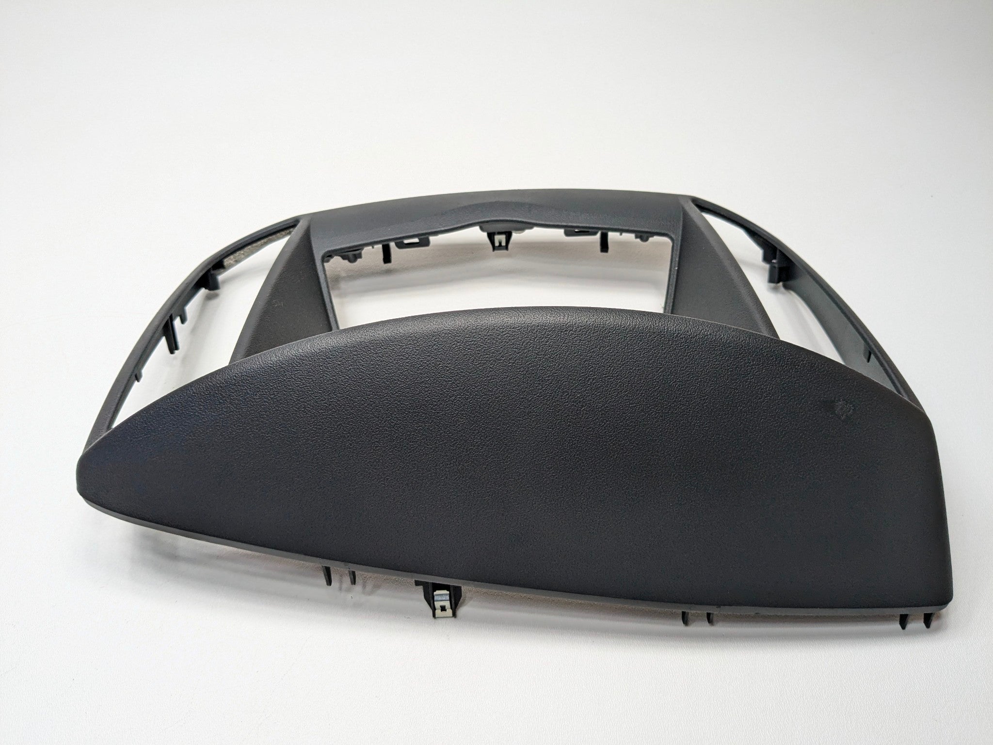 2009 - 2011 OEM NISSAN MAXIMA CENTER DASH RADIO TRIM AC CONTROL AIR VENT BEZEL