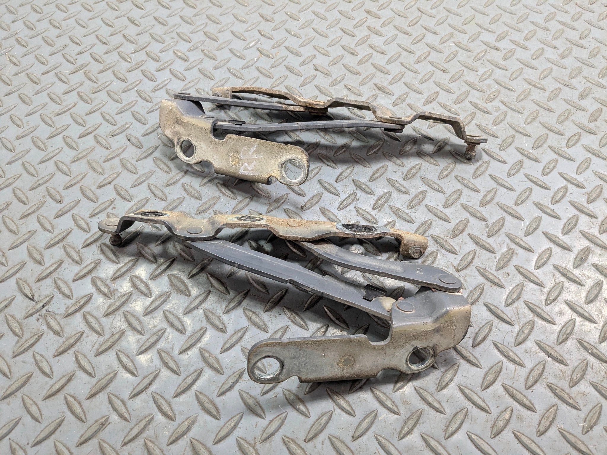 2009 - 2011 OEM NISSAN MAXIMA REAR TRUNK LID GATE HINGES LEFT AND RIGHT SIDE SET