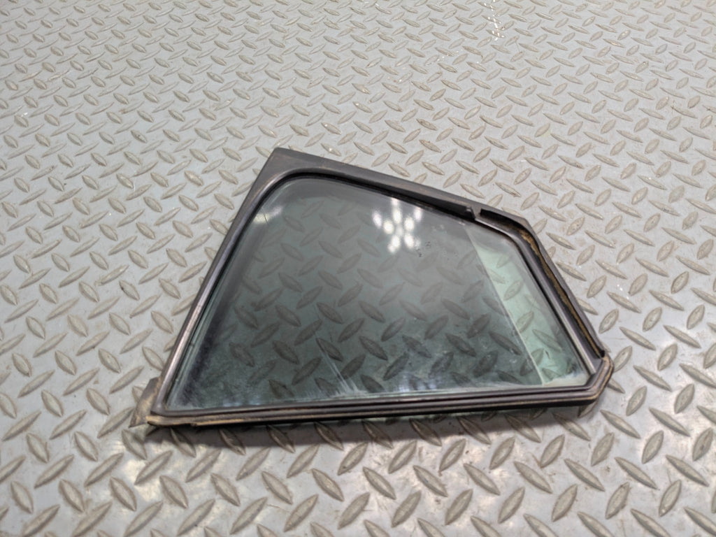 09 - 11 OEM NISSAN MAXIMA REAR RIGHT PASSENGER SIDE QUARTER WINDOW VENT GLASS