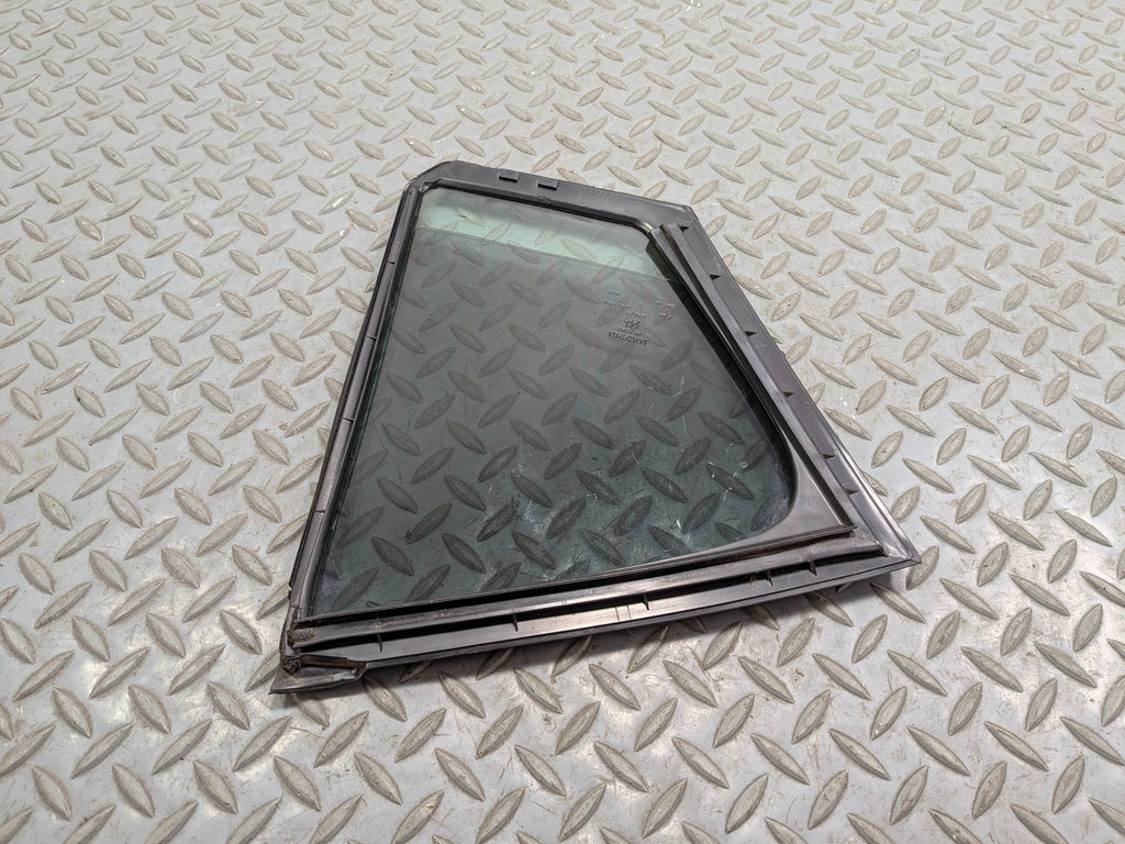 09 - 11 OEM NISSAN MAXIMA REAR RIGHT PASSENGER SIDE QUARTER WINDOW VENT GLASS