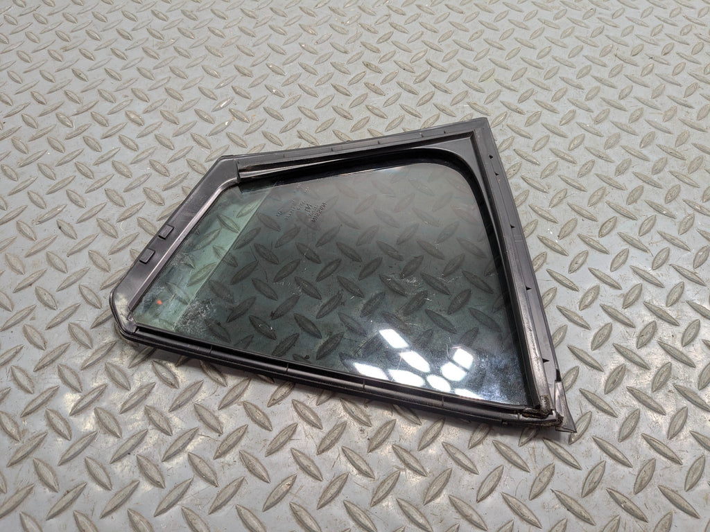 09 - 11 OEM NISSAN MAXIMA REAR RIGHT PASSENGER SIDE QUARTER WINDOW VENT GLASS