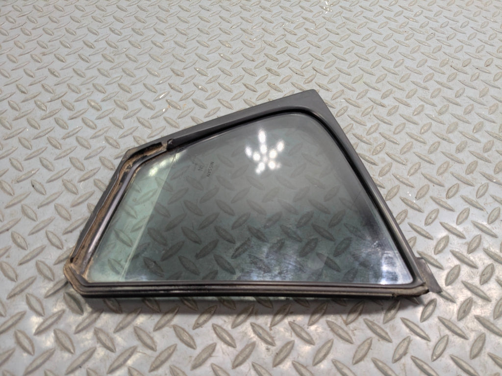 2009 - 2011 OEM NISSAN MAXIMA REAR LEFT DRIVER SIDE QUARTER WINDOW VENT GLASS