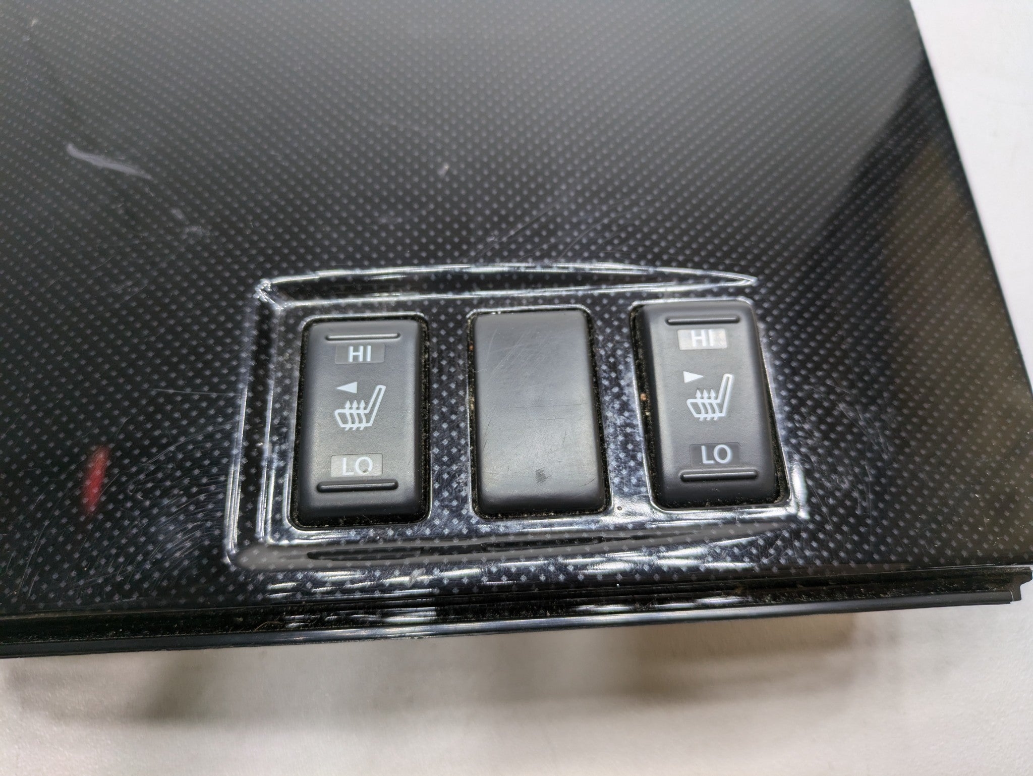 2009 - 2011 OEM NISSAN MAXIMA CENTER CONSOLE HEATED SEAT CONTROL SWITCH PANEL
