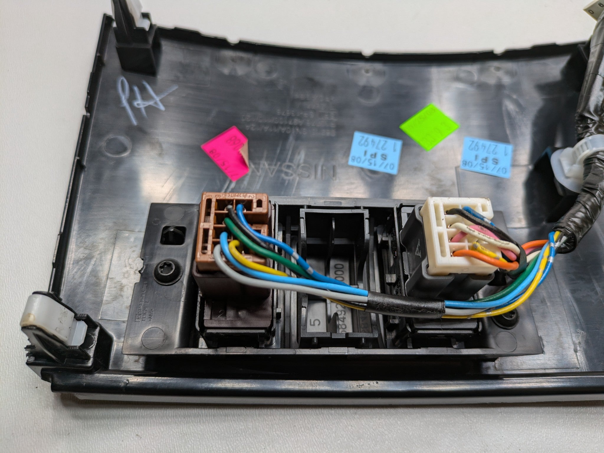 2009 - 2011 OEM NISSAN MAXIMA CENTER CONSOLE HEATED SEAT CONTROL SWITCH PANEL