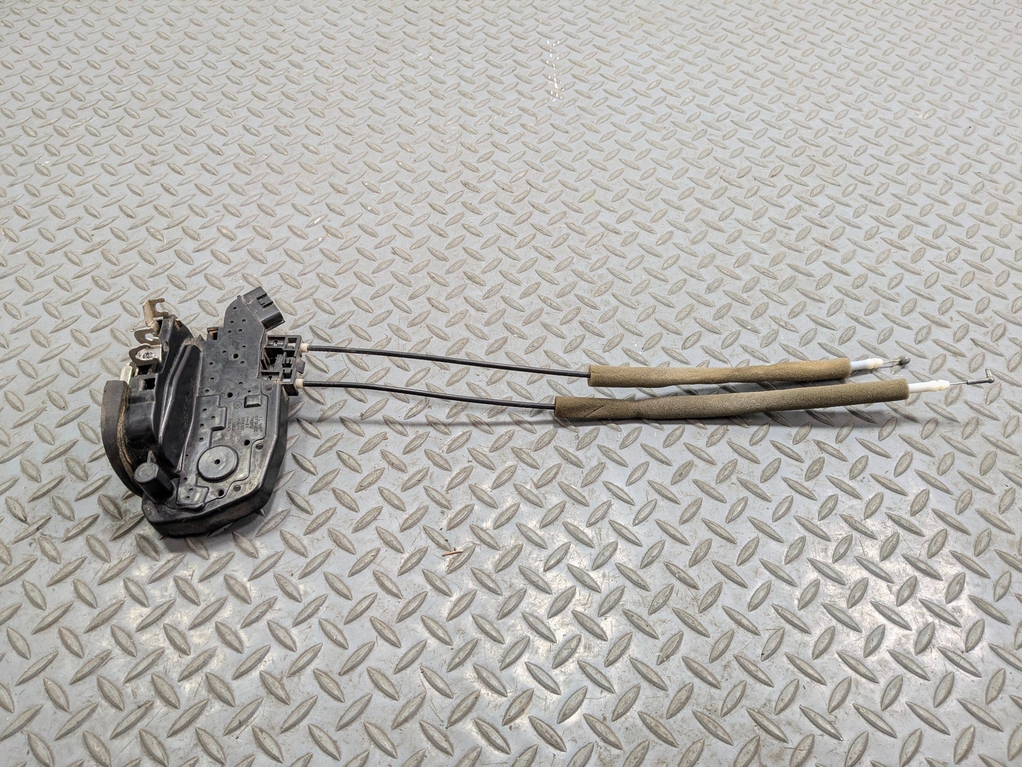 2009 - 2011 OEM NISSAN MAXIMA REAR LEFT DRIVER SIDE DOOR LATCH LOCK ACTUATOR