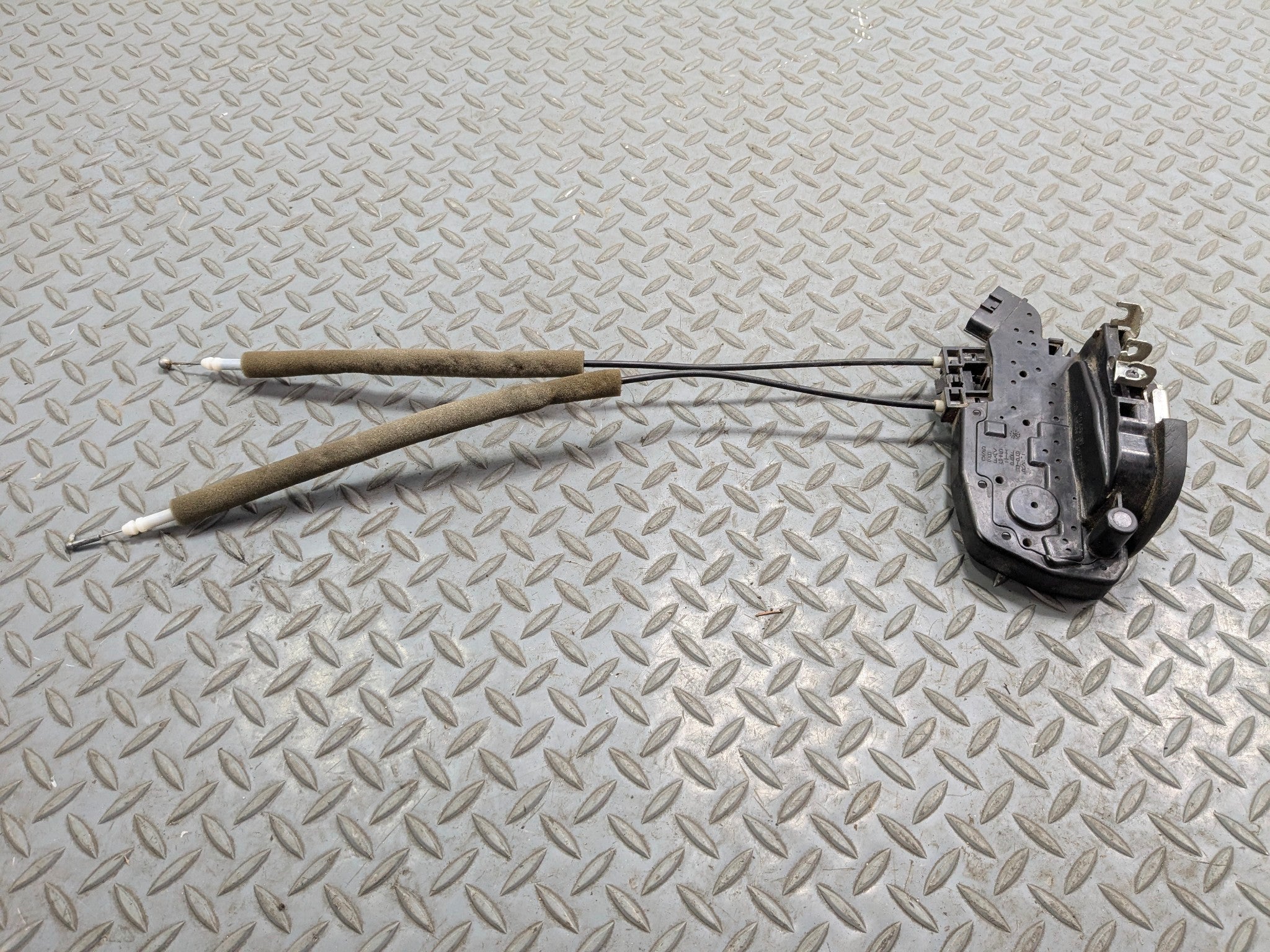 2009 - 2011 OEM NISSAN MAXIMA REAR RIGHT PASSENGER SIDE DOOR LATCH LOCK ACTUATOR