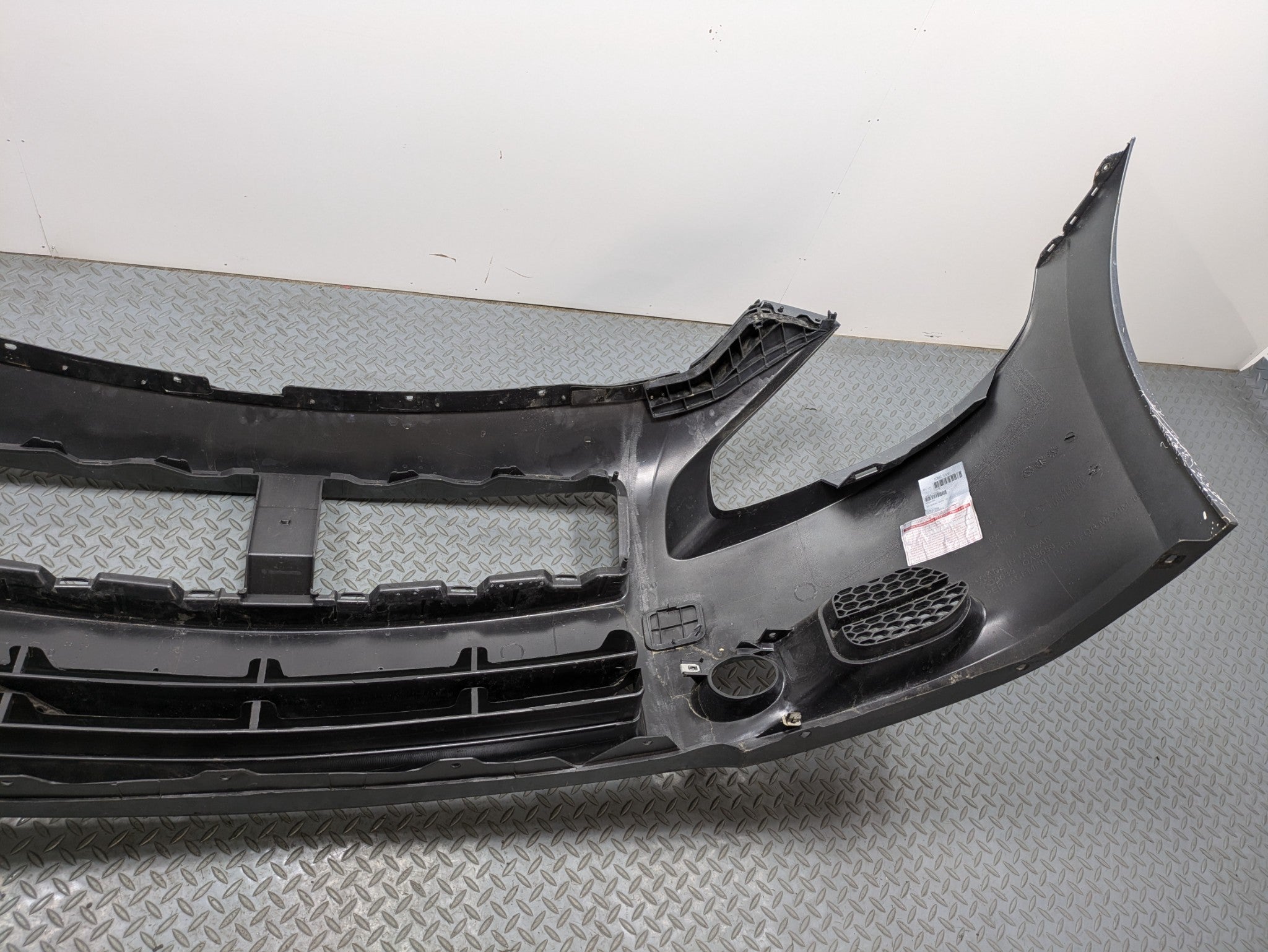 2009 - 2011 OEM NISSAN MAXIMA FRONT BUMPER COVER PANEL ASSEMBLY METALLIC GRAY