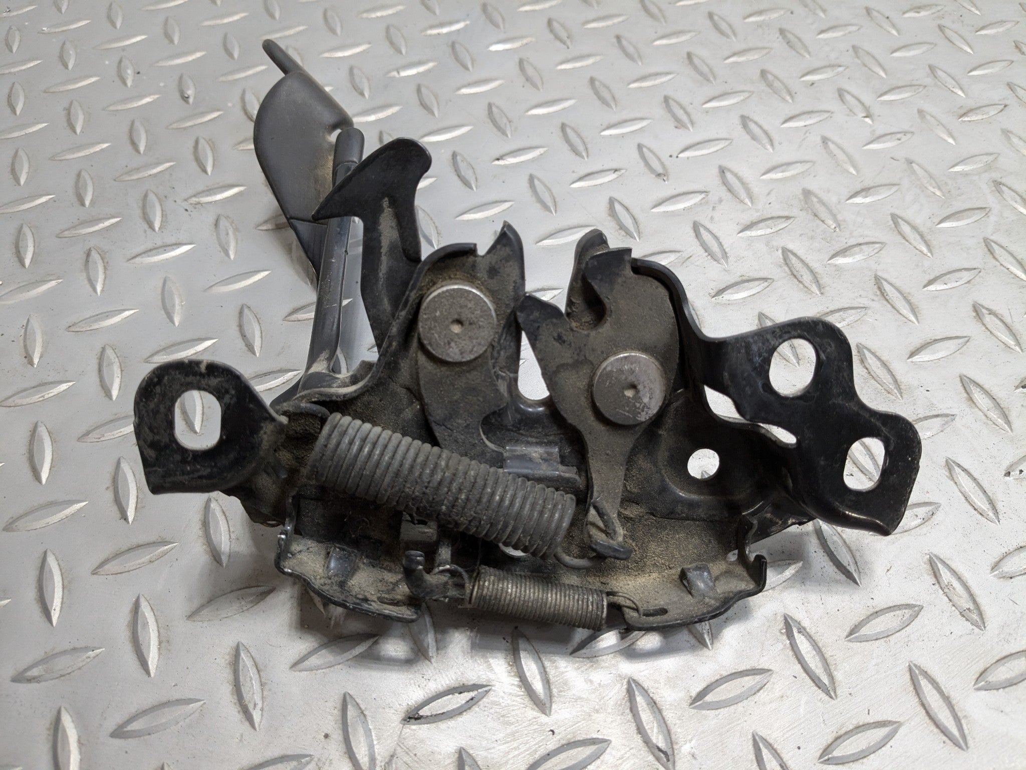 2009 - 2011 OEM NISSAN MAXIMA FRONT HOOD LOCK LATCH RELEASE ACTUATOR ASSEMBLY