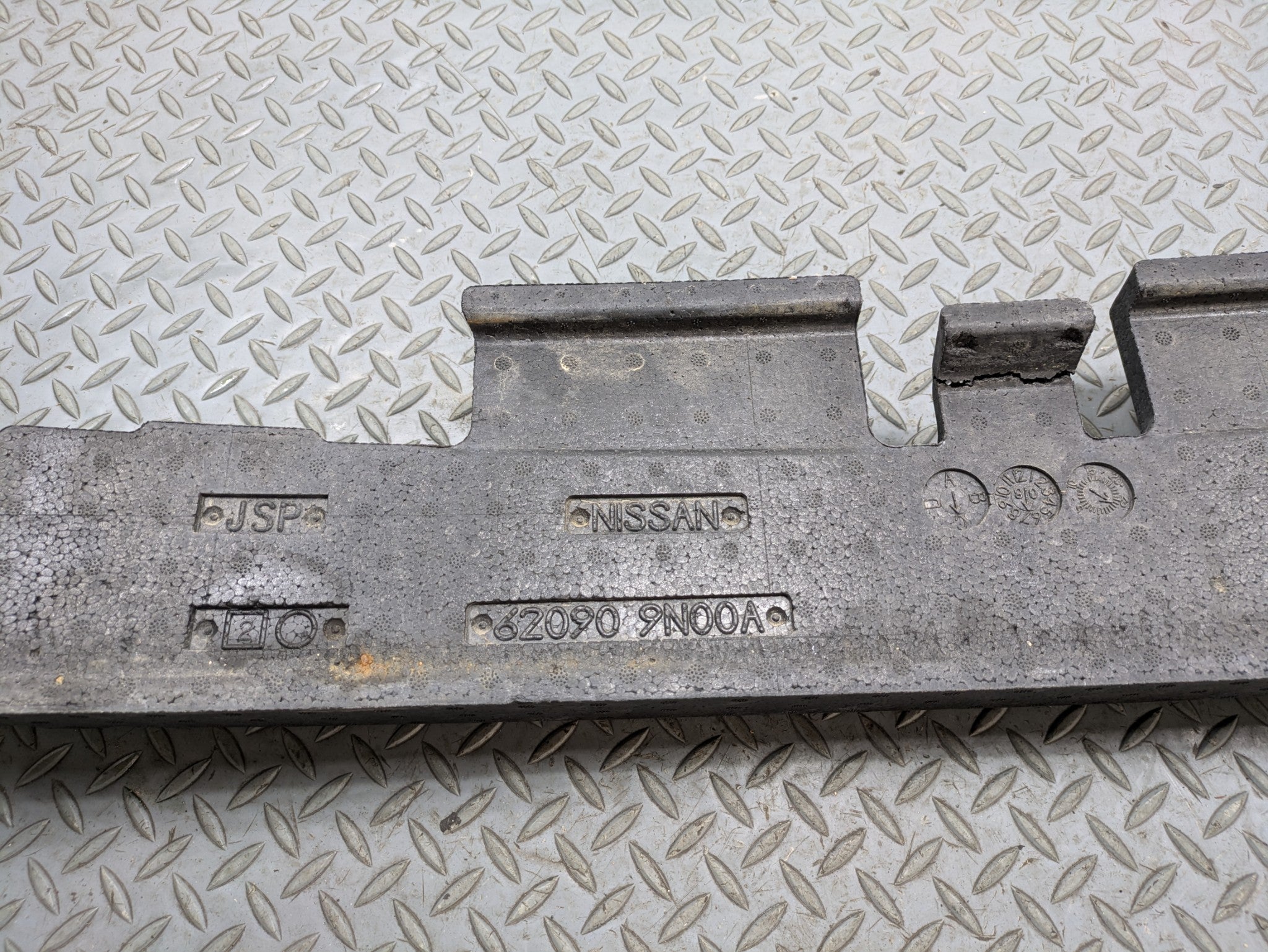 2009 - 2011 OEM NISSAN MAXIMA FRONT BUMPER REINFORCEMENT IMPACT ABSORBER FOAM