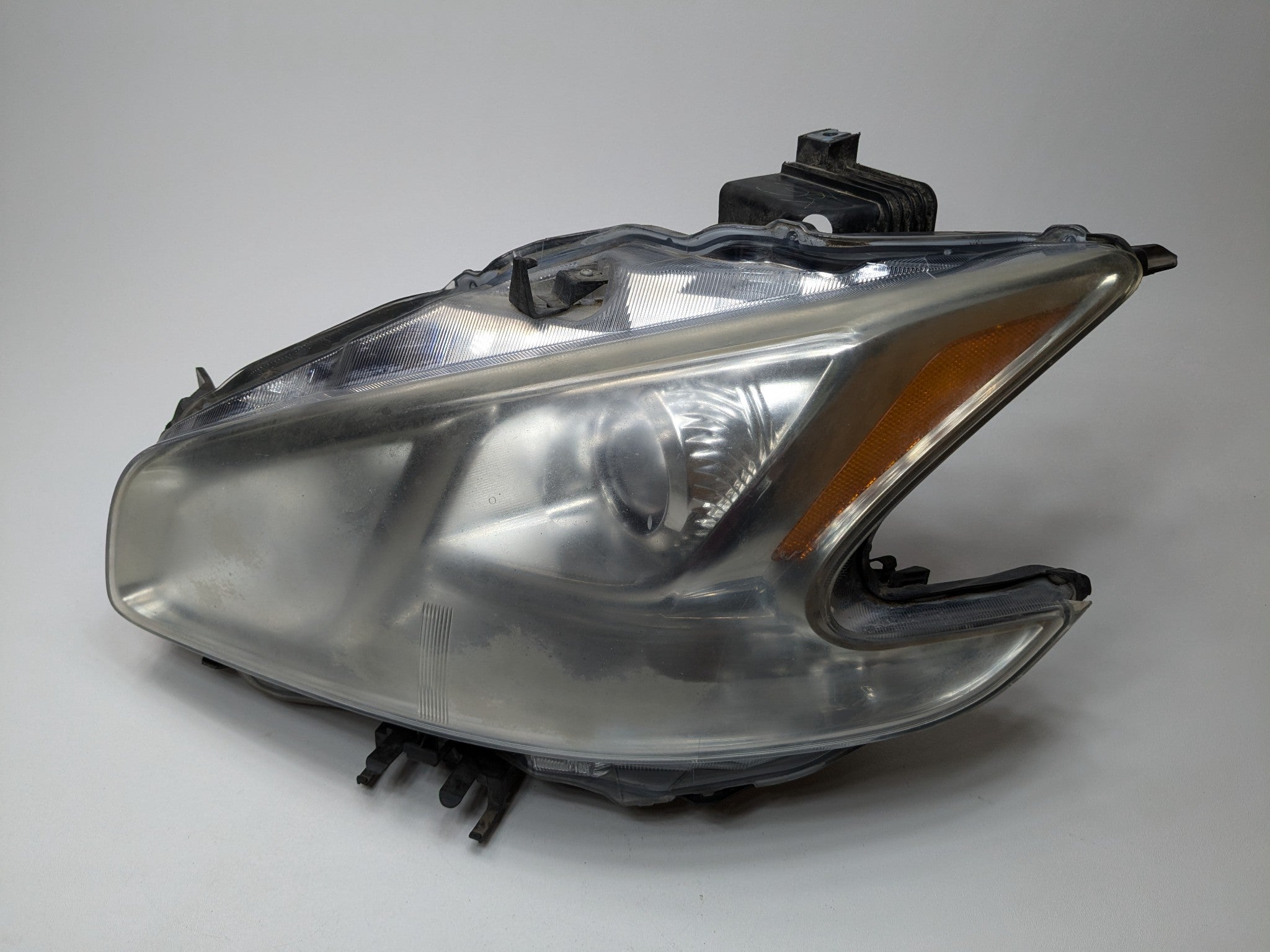 2009 - 2011 OEM NISSAN MAXIMA FRONT LEFT DRIVER HALOGEN HEADLIGHT ASSEMBLY