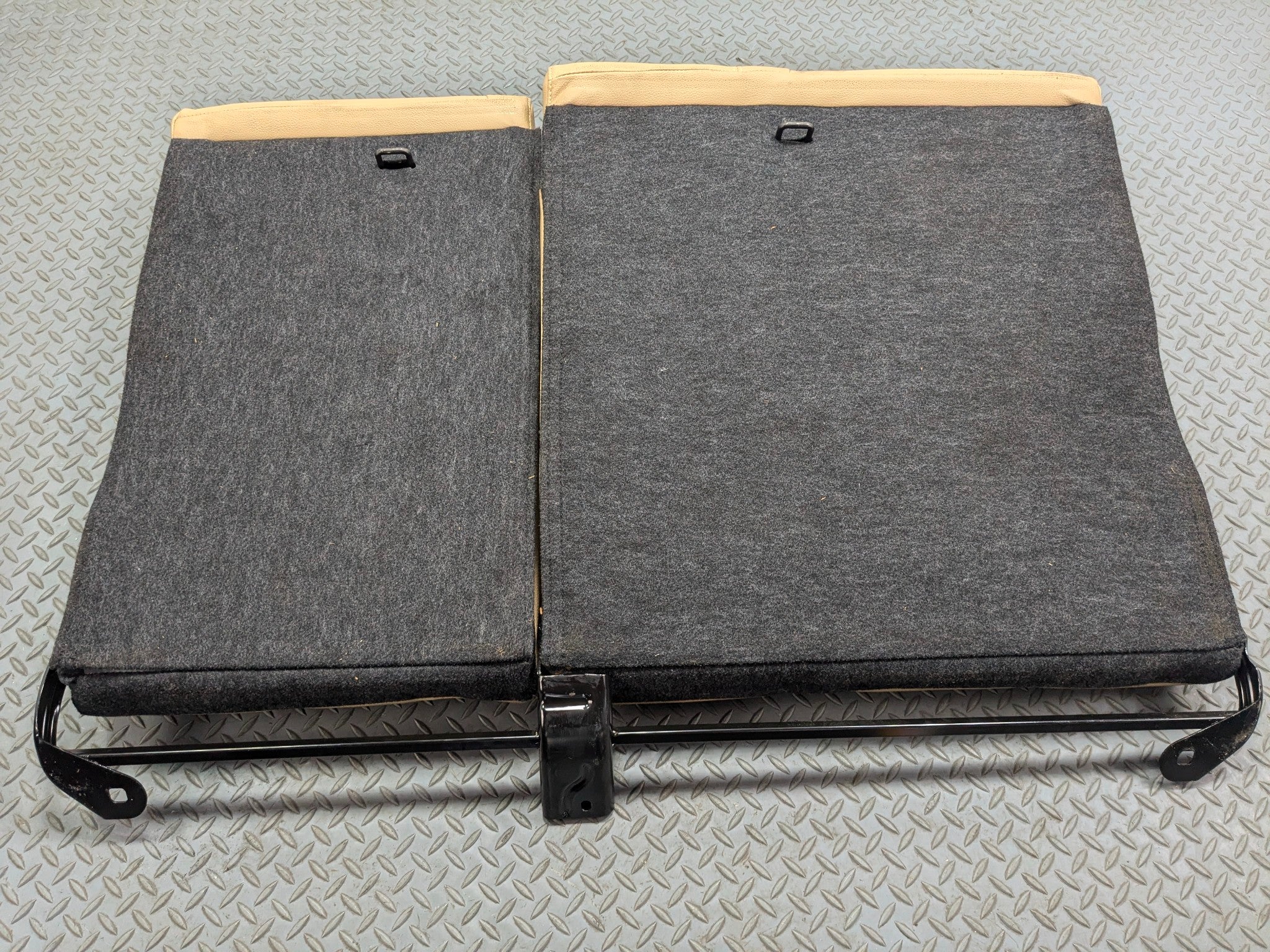 09 - 11 OEM NISSAN MAXIMA REAR UPPER BACK SEAT CUSHION LEATHER WITH CUP HOLDER