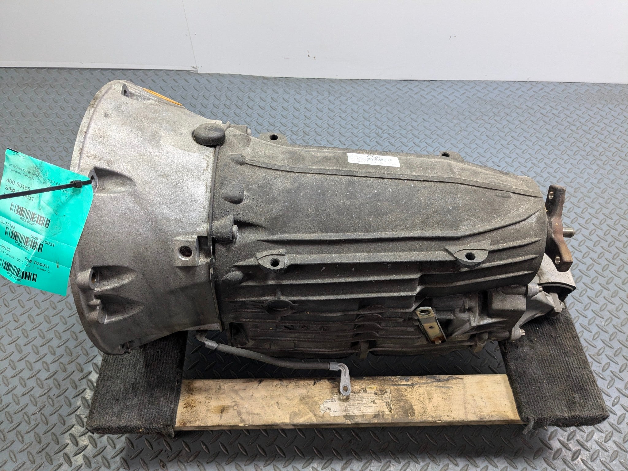 2006 - 2009 OEM MERCEDES-BENZ E350 AUTOMATIC TRANSMISSION ASSEMBLY
