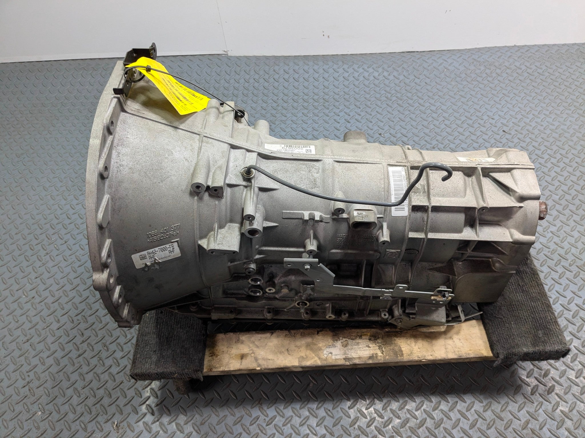 10 - 13 OEM LAND RANGE ROVER SPORT 5.0L 8 SPEED AUTOMATIC TRANSMISSION ASSEMBLY