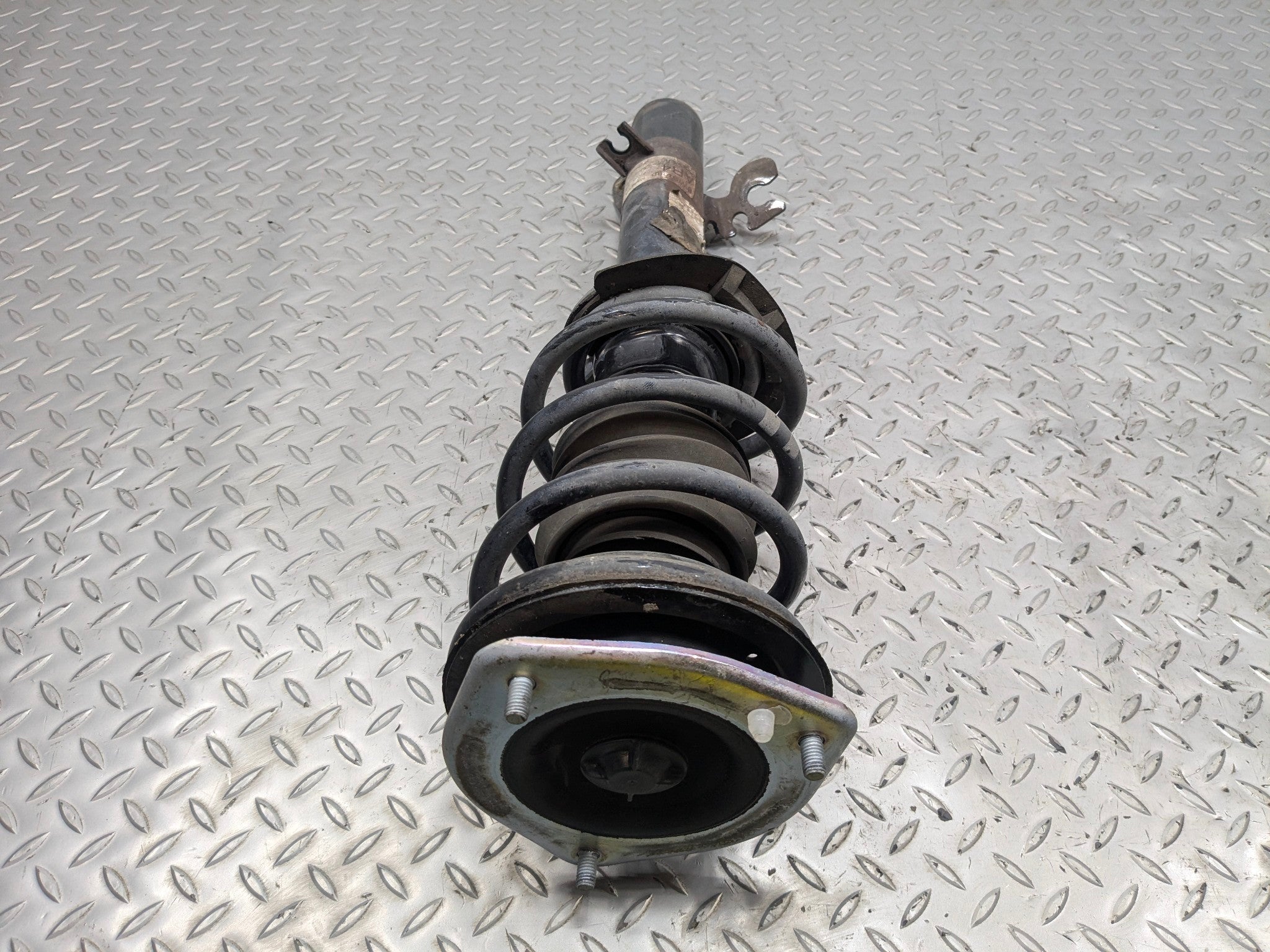 2010 - 2013 OEM MINI COOPER FRONT RIGHT SIDE STRUT SHOCK ABSORBER ASSEMBLY