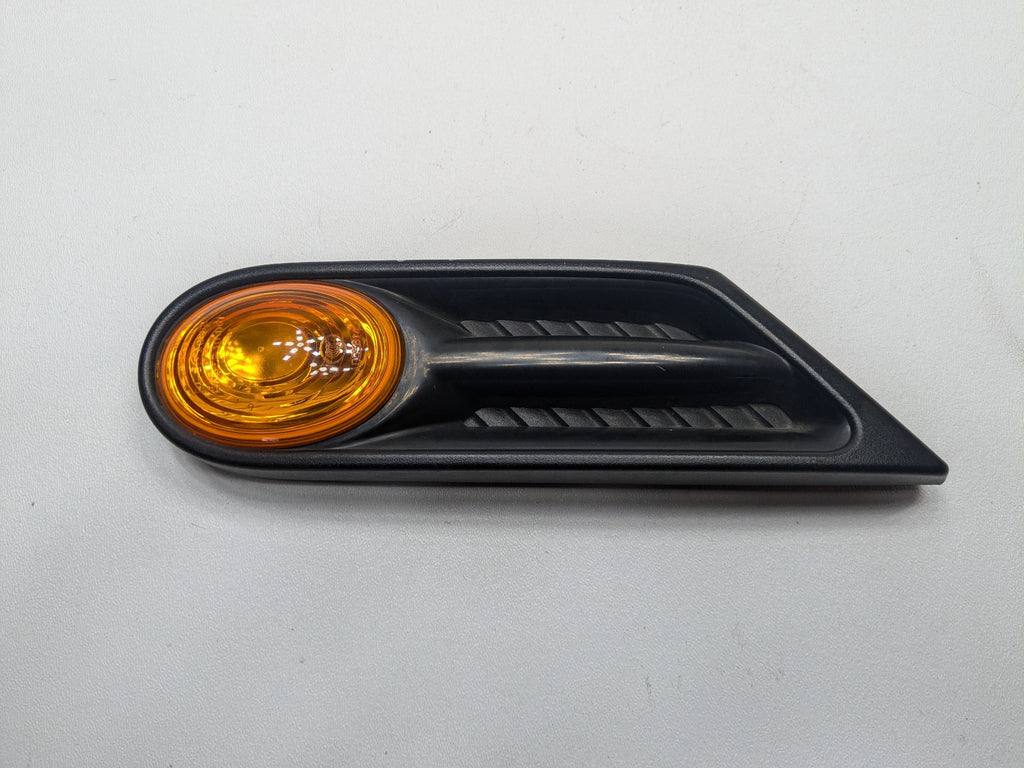 2010 - 2013 OEM MINI COOPER FRONT RIGHT PASSENGER SIDE PARKING TURN SIGNAL LIGHT