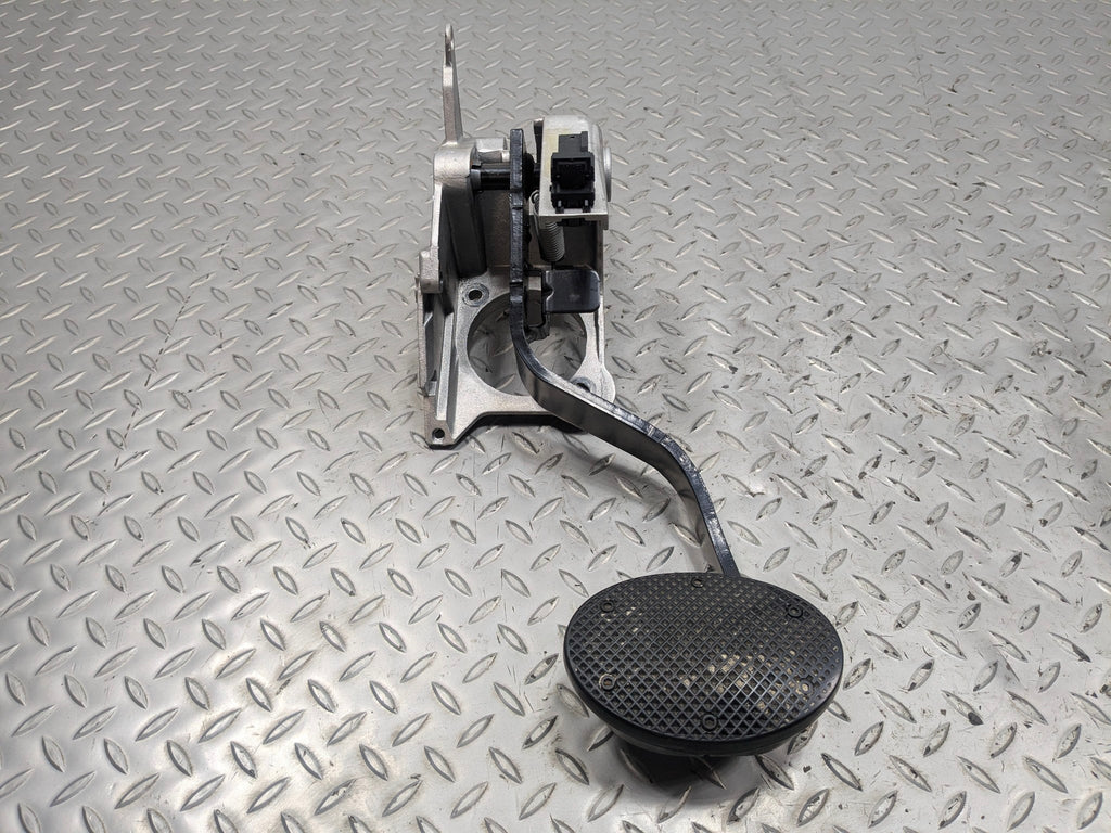2010 - 2013 OEM MINI COOPER FOOT STOP BRAKE PEDAL WITH BRACKET ASSEMBLY