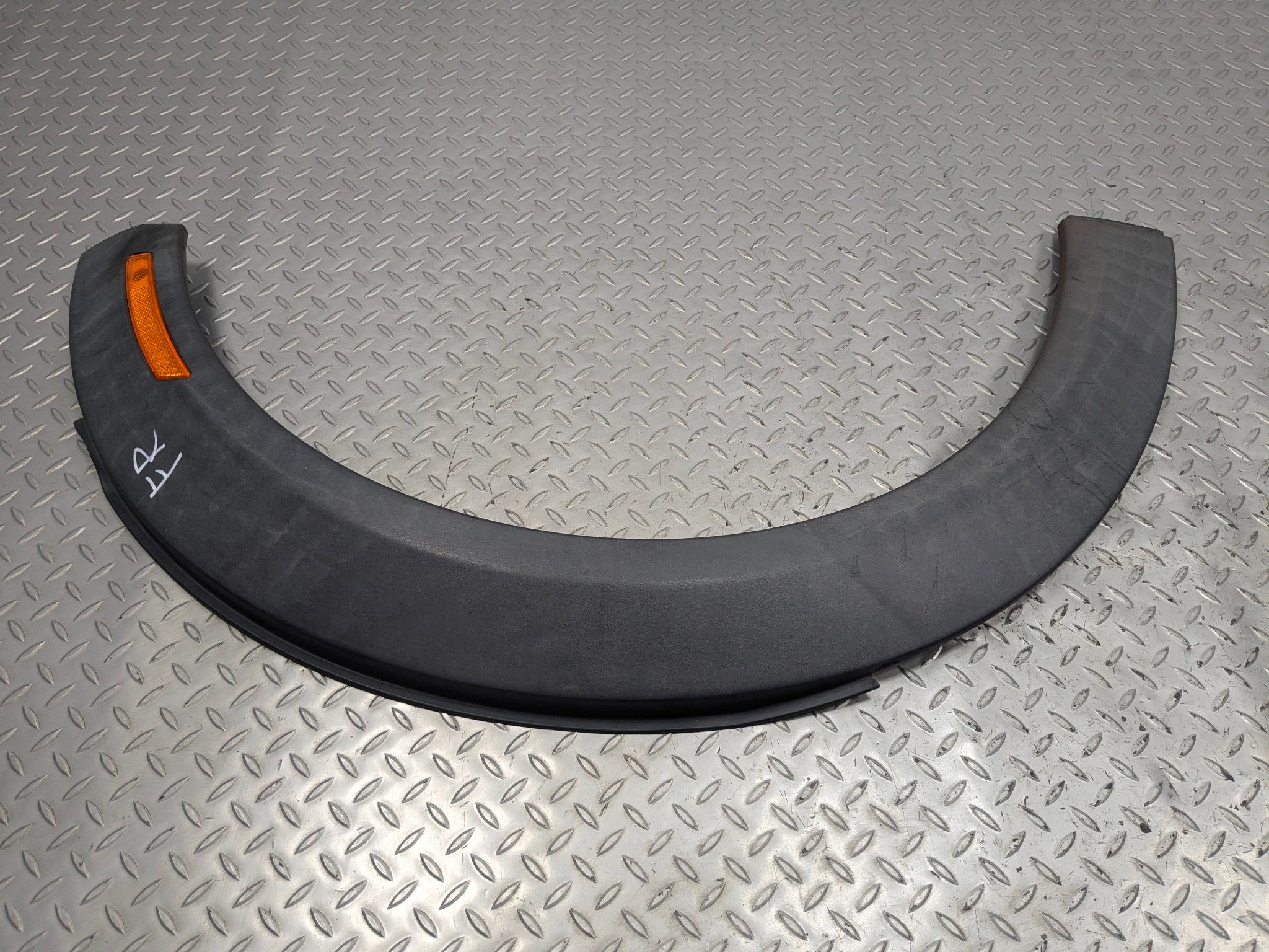 2010 - 2013 OEM MINI COOPER FRONT RIGHT SIDE FENDER FLARE BODY MOLDING TRIM