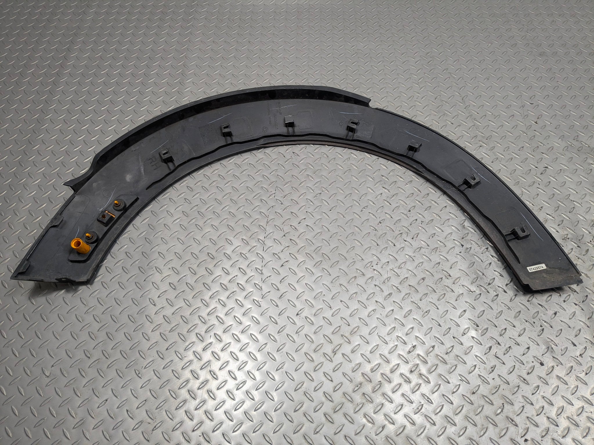 2010 - 2013 OEM MINI COOPER FRONT RIGHT SIDE FENDER FLARE BODY MOLDING TRIM