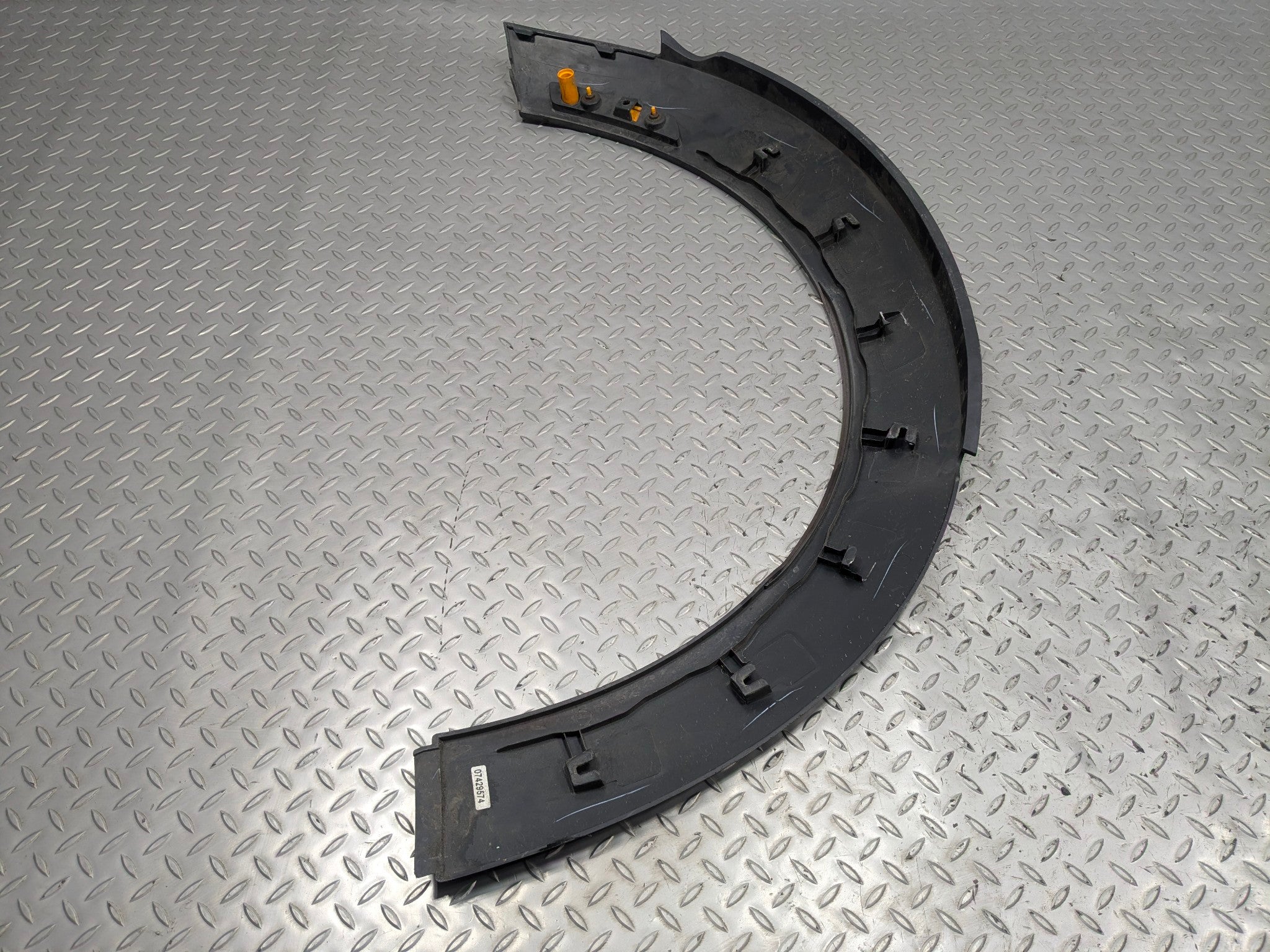 2010 - 2013 OEM MINI COOPER FRONT RIGHT SIDE FENDER FLARE BODY MOLDING TRIM