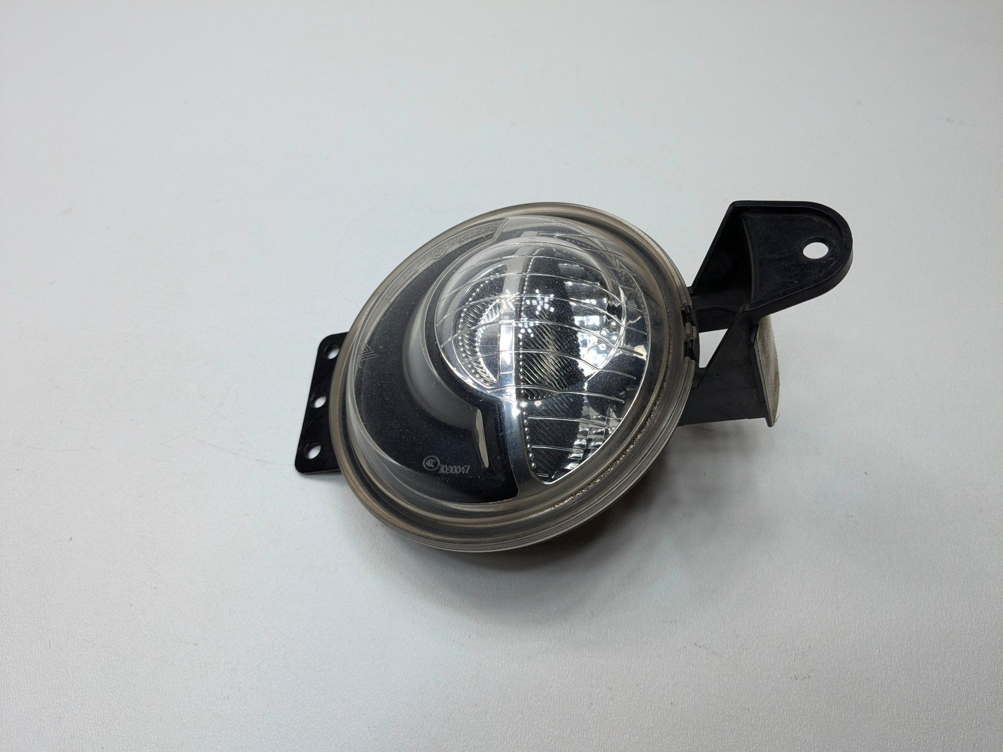 2010 - 2013 OEM MINI COOPER FRONT LEFT DRIVER SIDE BUMPER MOUNTED FOG LIGHT