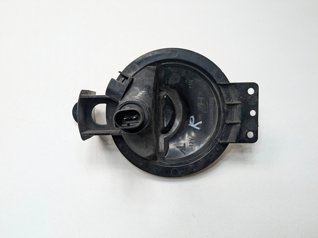 2010 - 2013 OEM MINI COOPER FRONT RIGHT PASSENGER SIDE BUMPER MOUNTED FOG LIGHT