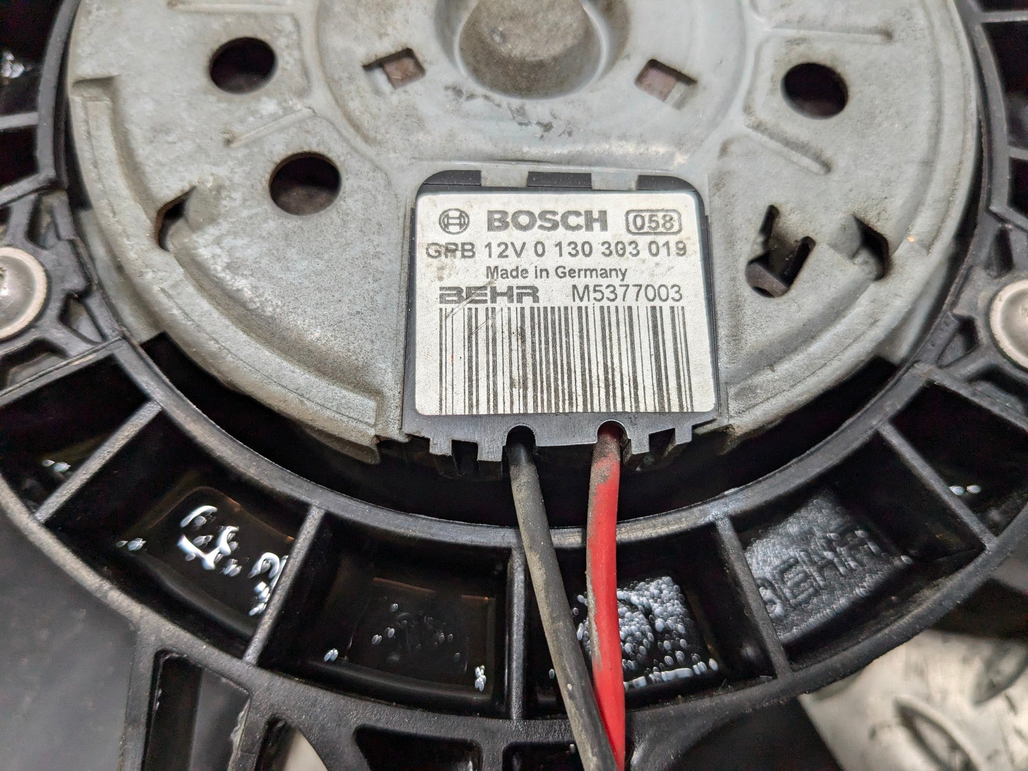 2010 - 2013 OEM MINI COOPER ELECTRIC COOLING RADIATOR MOTOR FAN ASSEMBLY