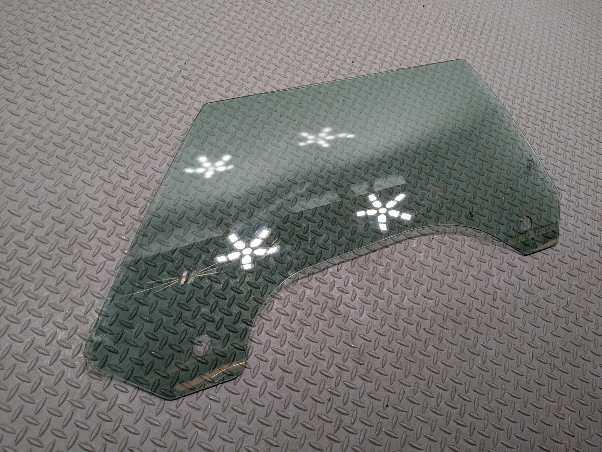 2010 - 2013 OEM MINI COOPER FRONT LEFT DRIVER SIDE DOOR WINDOW GLASS