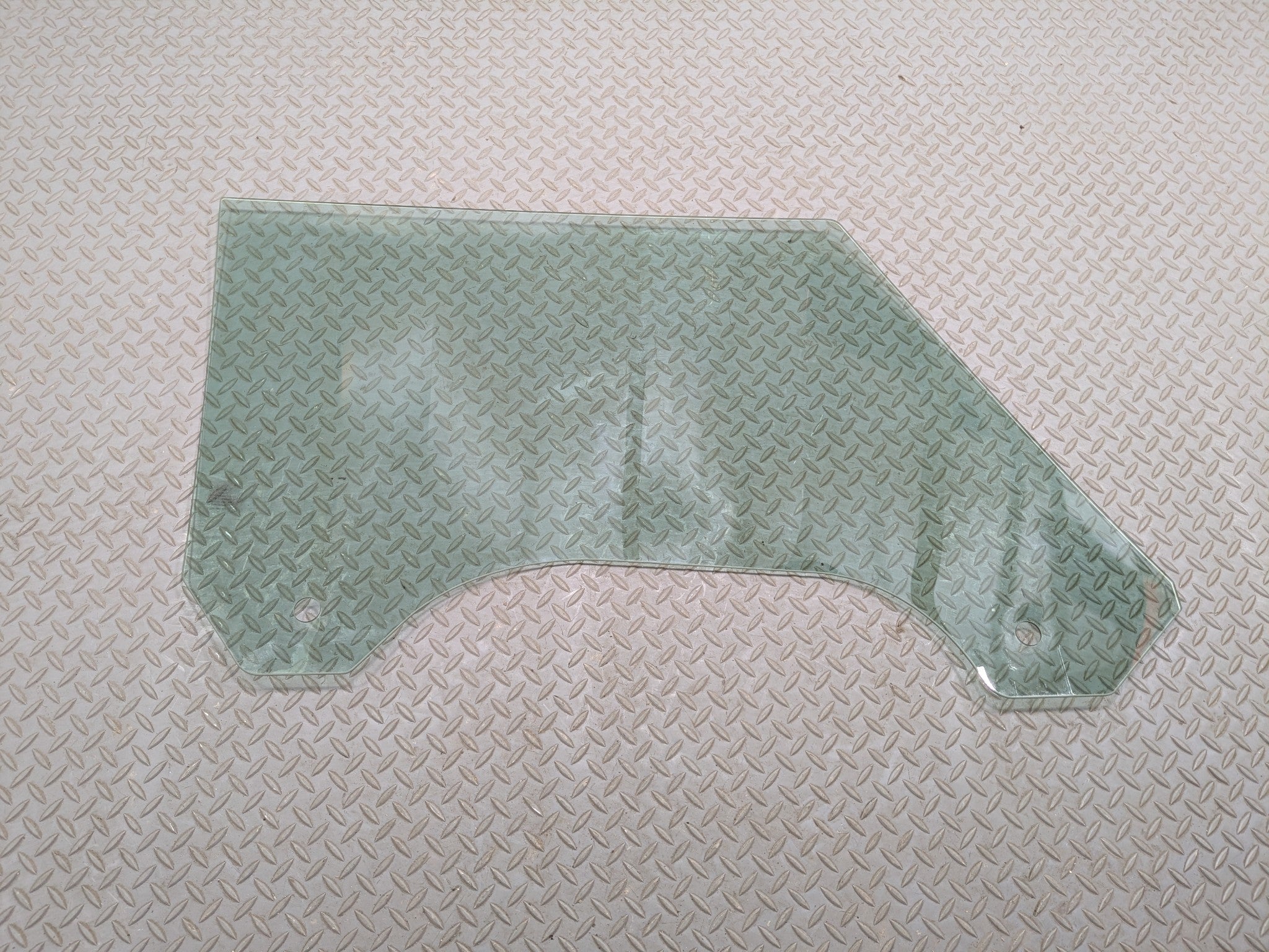 2010 - 2013 OEM MINI COOPER FRONT LEFT DRIVER SIDE DOOR WINDOW GLASS